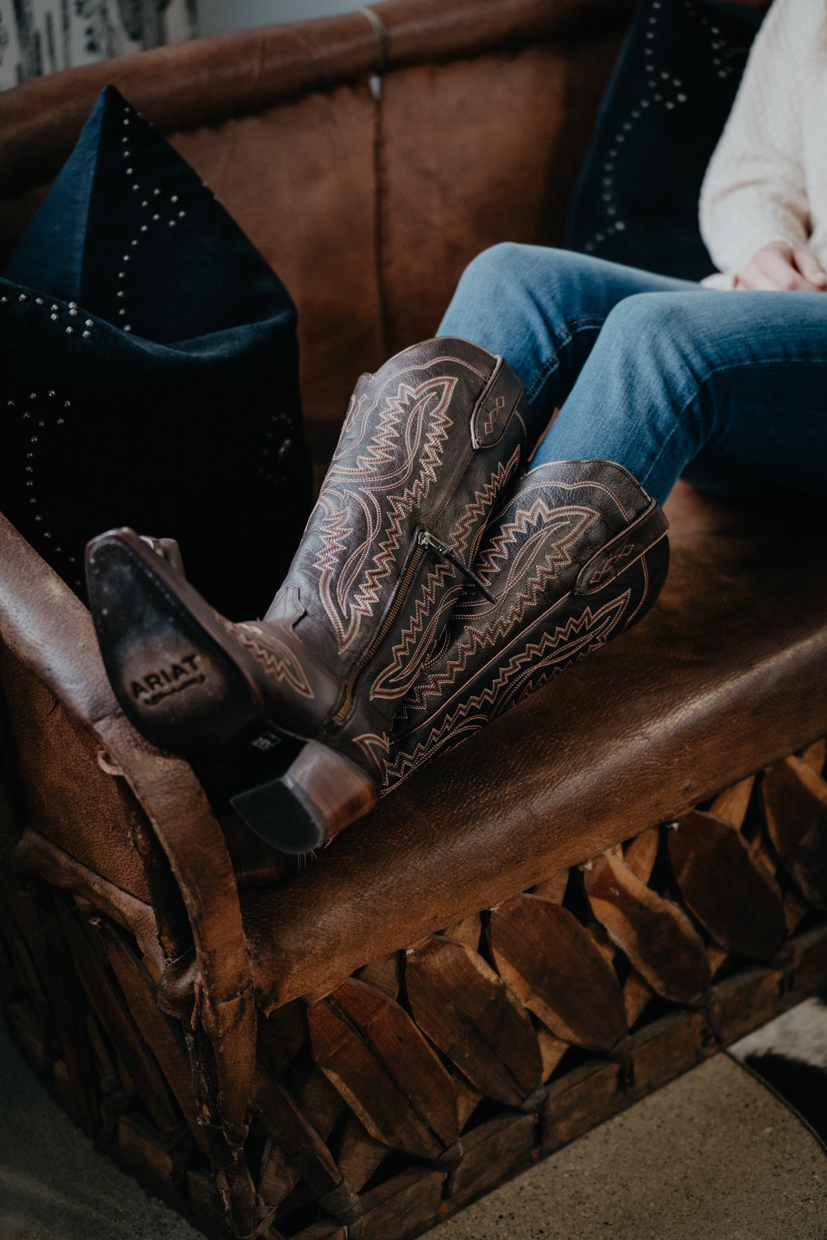Casanova Tall Western Boot by Ariat {Rich Chocolate} – Cold Cactus