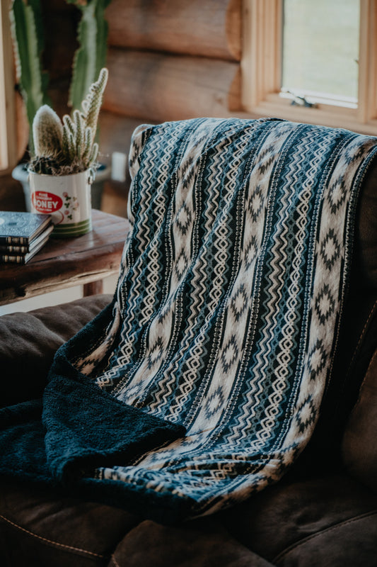 {Pink Friday Door Crasher} Roper Fleece Blankets (Two Options)