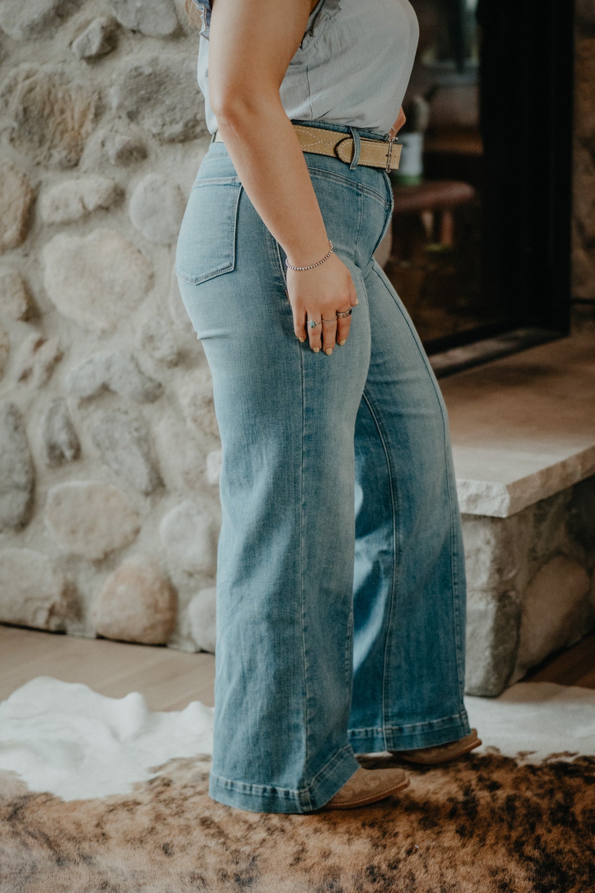 'Delaware' Ultra High Rise Wide Leg Jean by Ariat (29S & 30S ONLY)