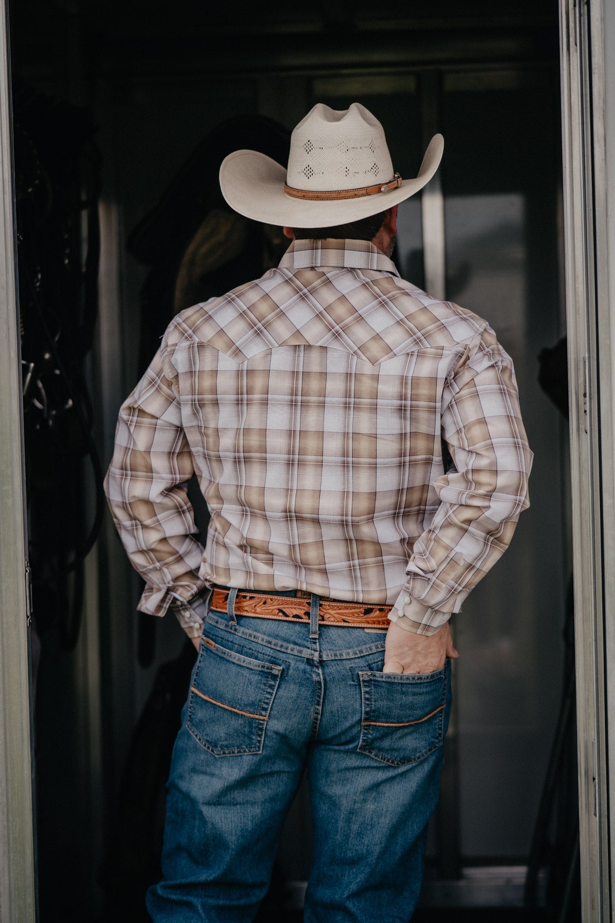 'Parker' Men's Wrangler Retro Long Sleeve Plaid Tan Pearl Snap Shirt (M-XXL)