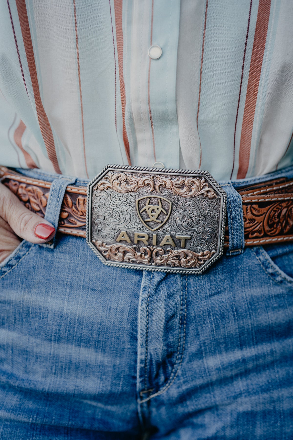 Rectangle Tooled Buckle with Raised Ariat Logo