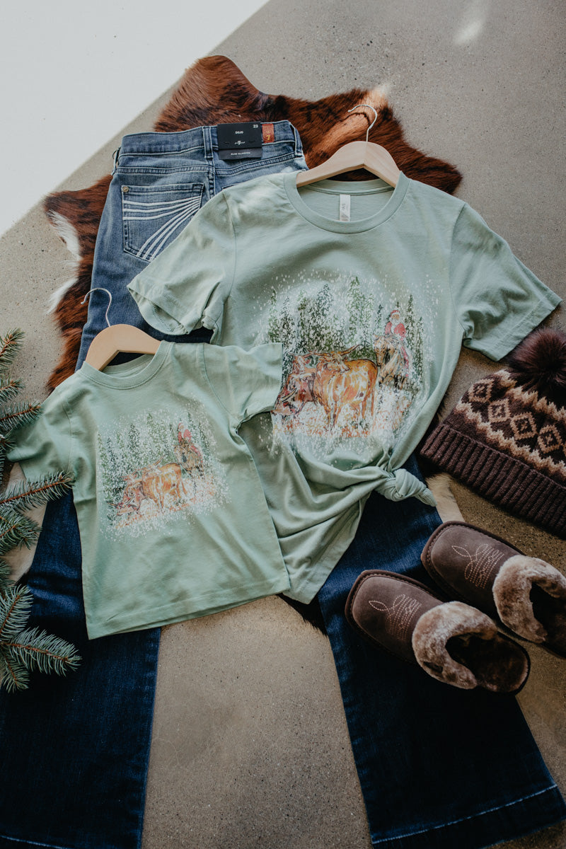 'Santa Herding Longhorns' Kid's Sage T-Shirt (2T- Youth L)
