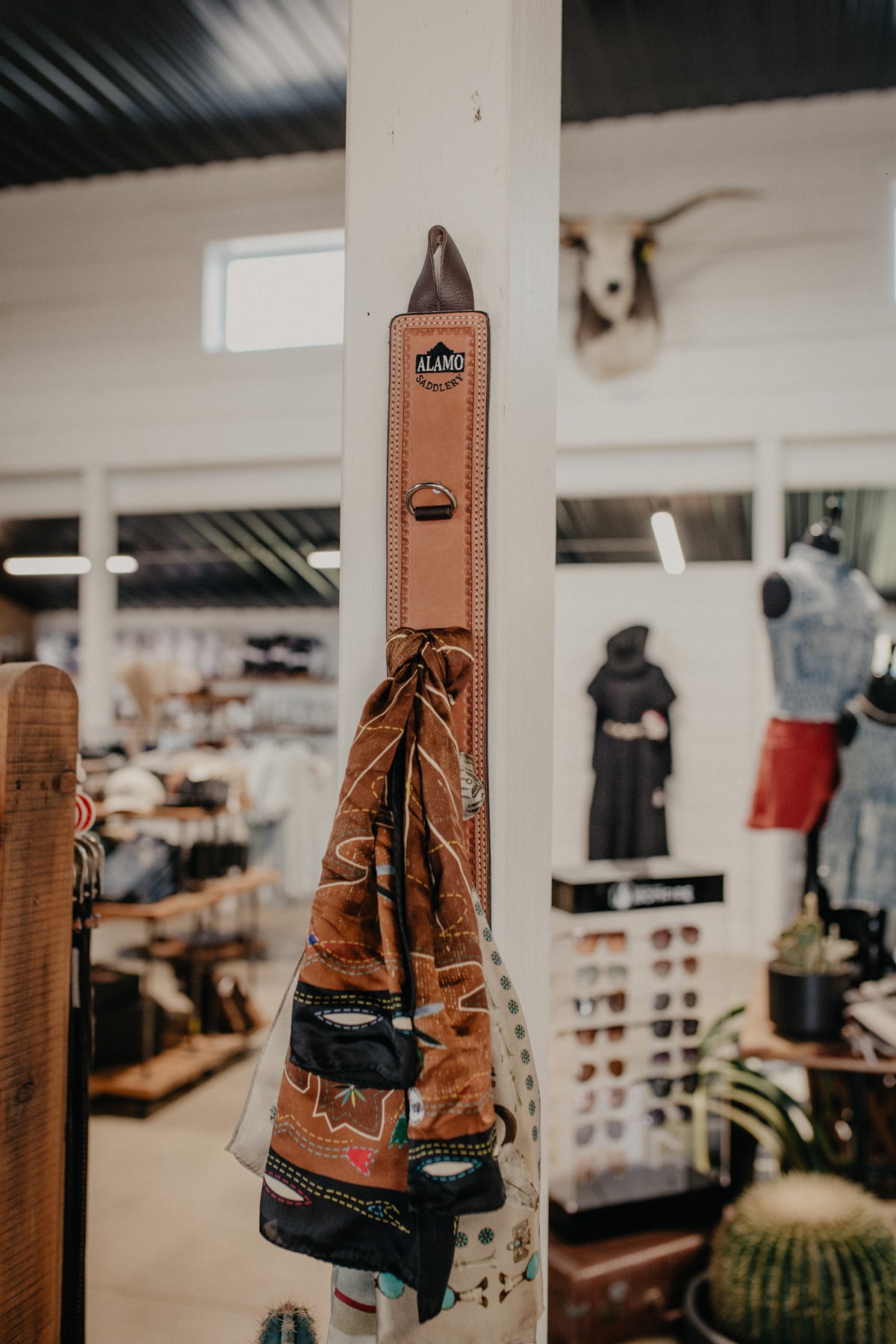 Leather Wild Rag Holders (2 Colours)