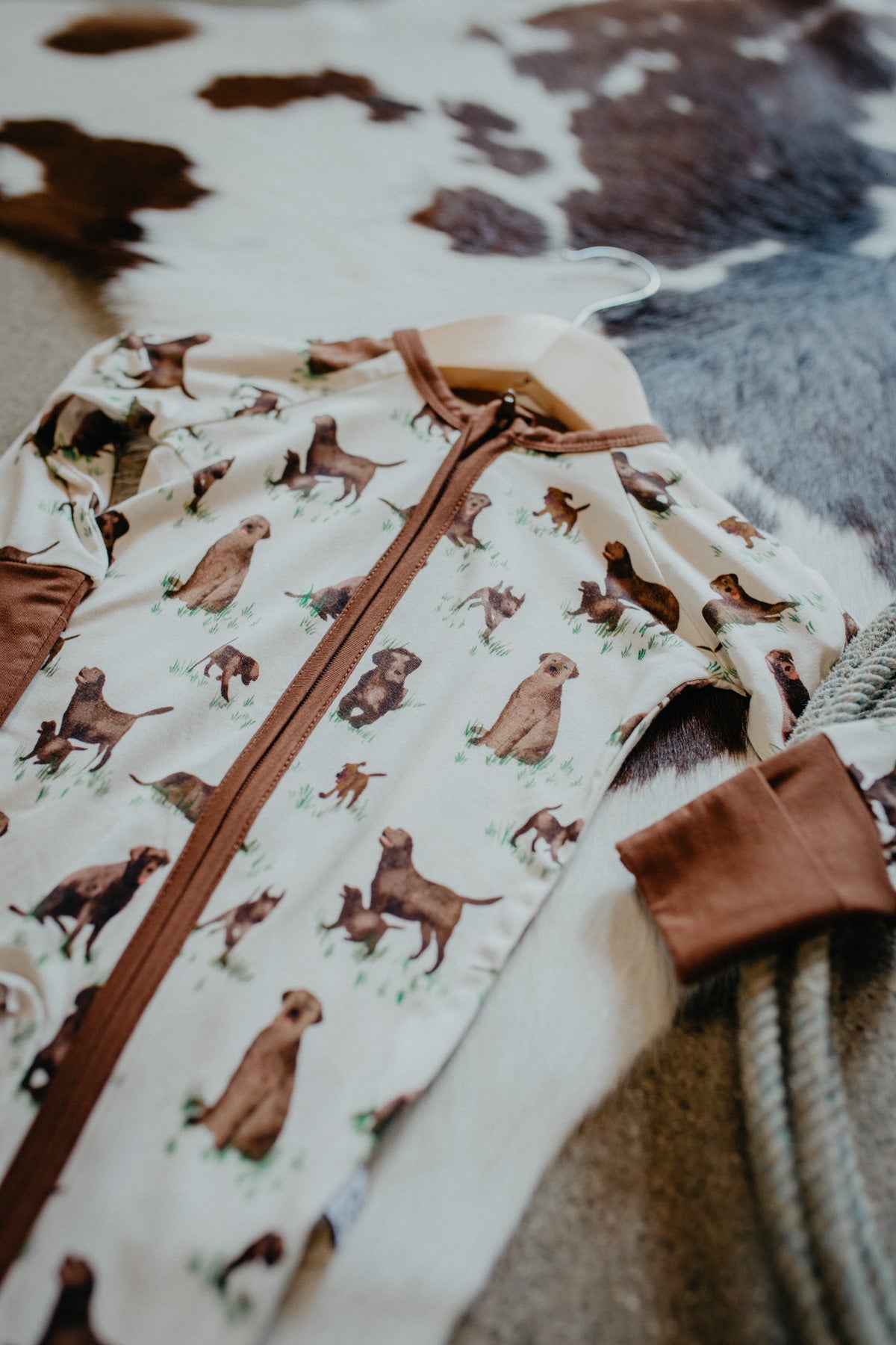 'Chocolate Lab Dogs' Long Sleeve Zip PJ (Sizes 0-3M to 18-24M)