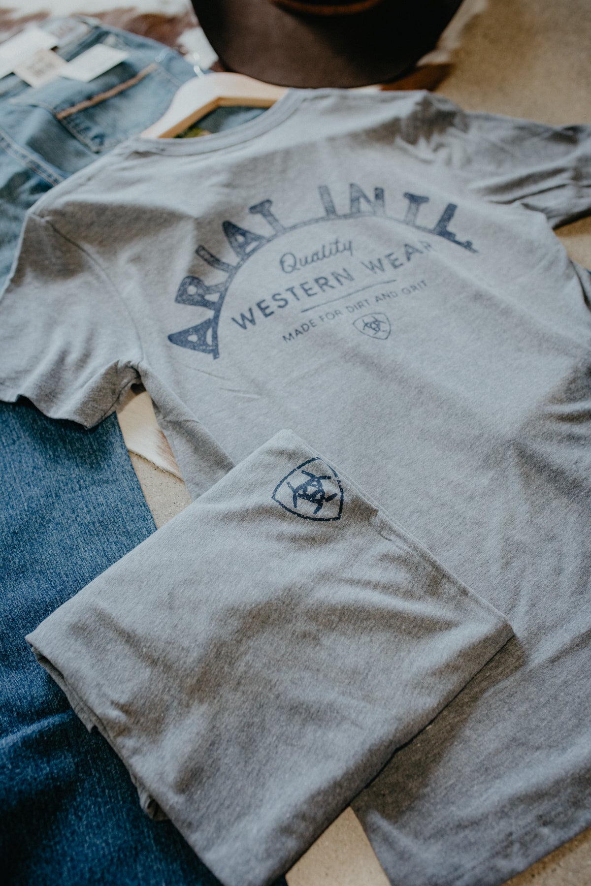 "Iron Ranch" Ariat Men's Graphic T-Shirt (S-XXL)