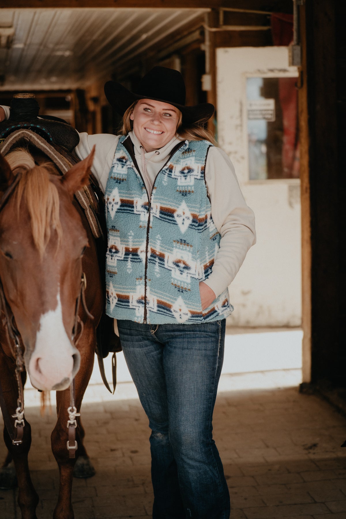 'Bryn' Ariat Women's Dilon 2.0 Reversible Vest  (L-XXL)