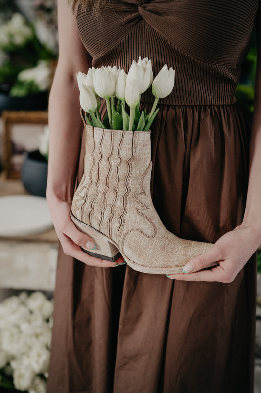 'Jade' Women's Distressed Crema Croc Print (Sizes 6-10)