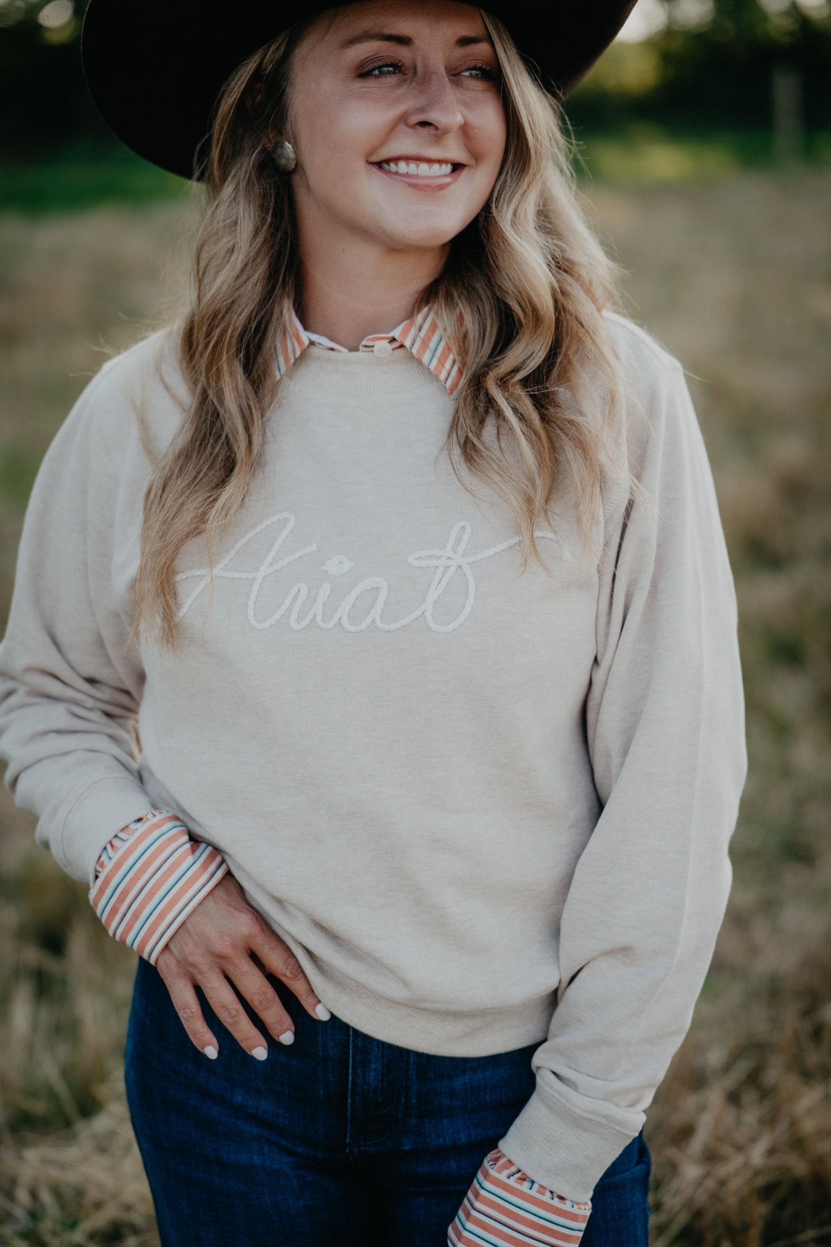 'Elsie' Ariat Women's Crewneck Sweatshirt (XS-XL)