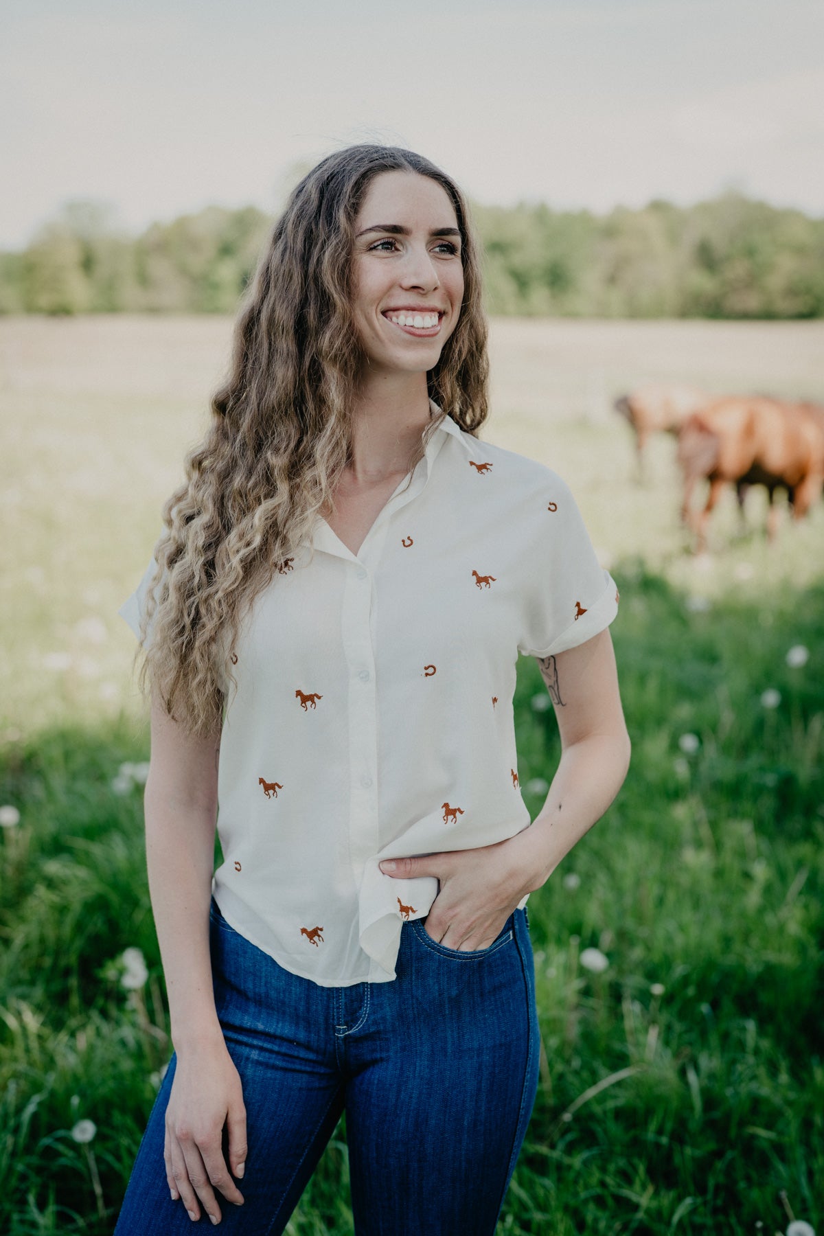 'Bryer' Horse Embroidered Short Sleeve Collared Shirt (2 Colours; S - XXL)