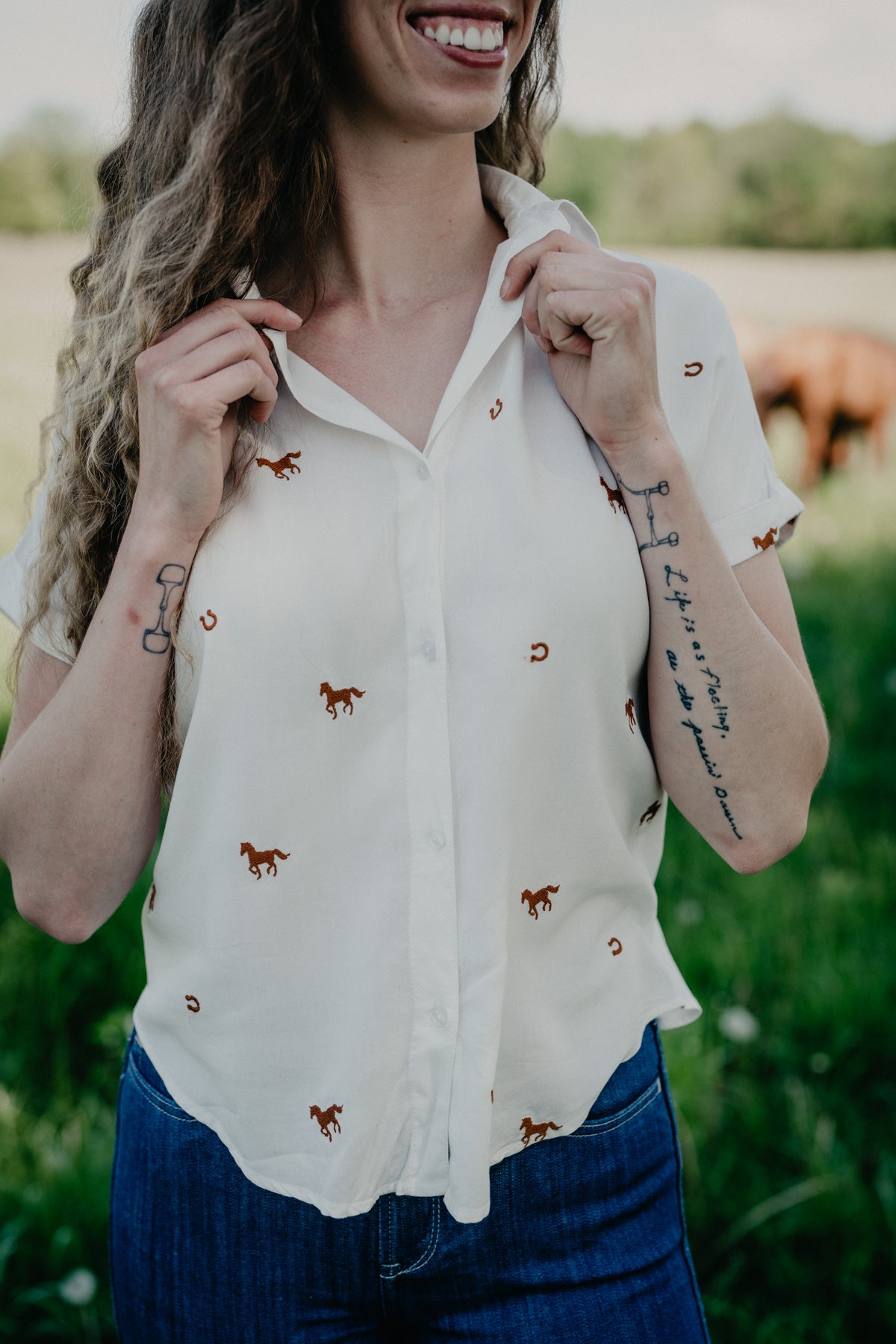 'Bryer' Horse Embroidered Short Sleeve Collared Shirt (2 Colours; S - XXL)