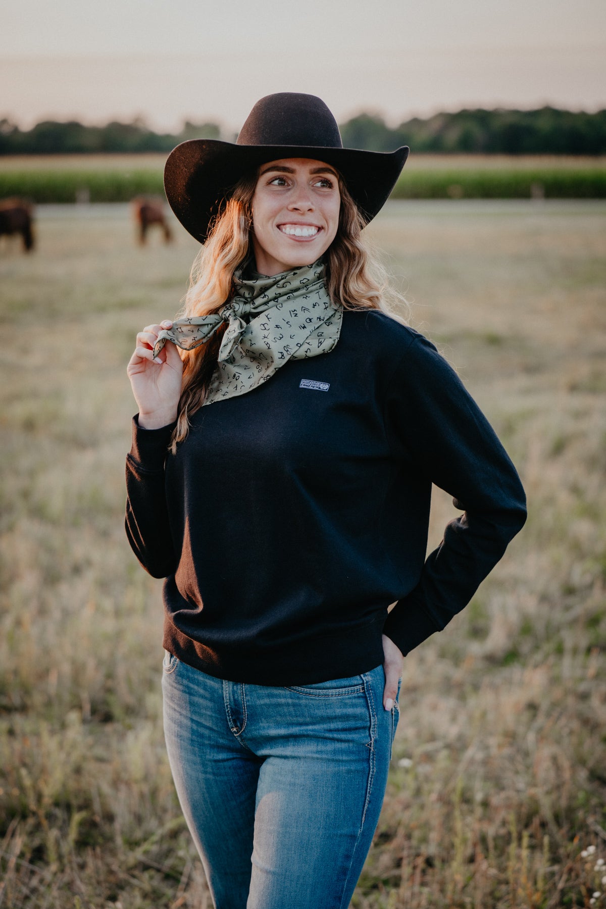 'Mallory' Women's Sweatshirt Black (XS-XXL)