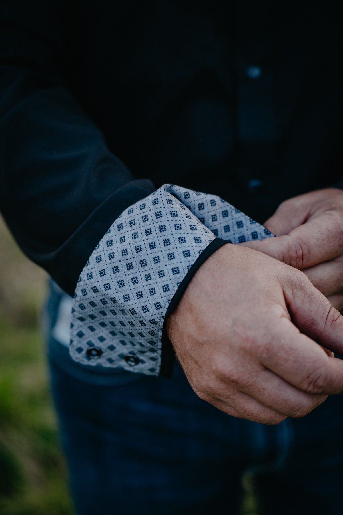 'Tate' Men's Ariat Wrinkle Free Refined Black (S-XXL)