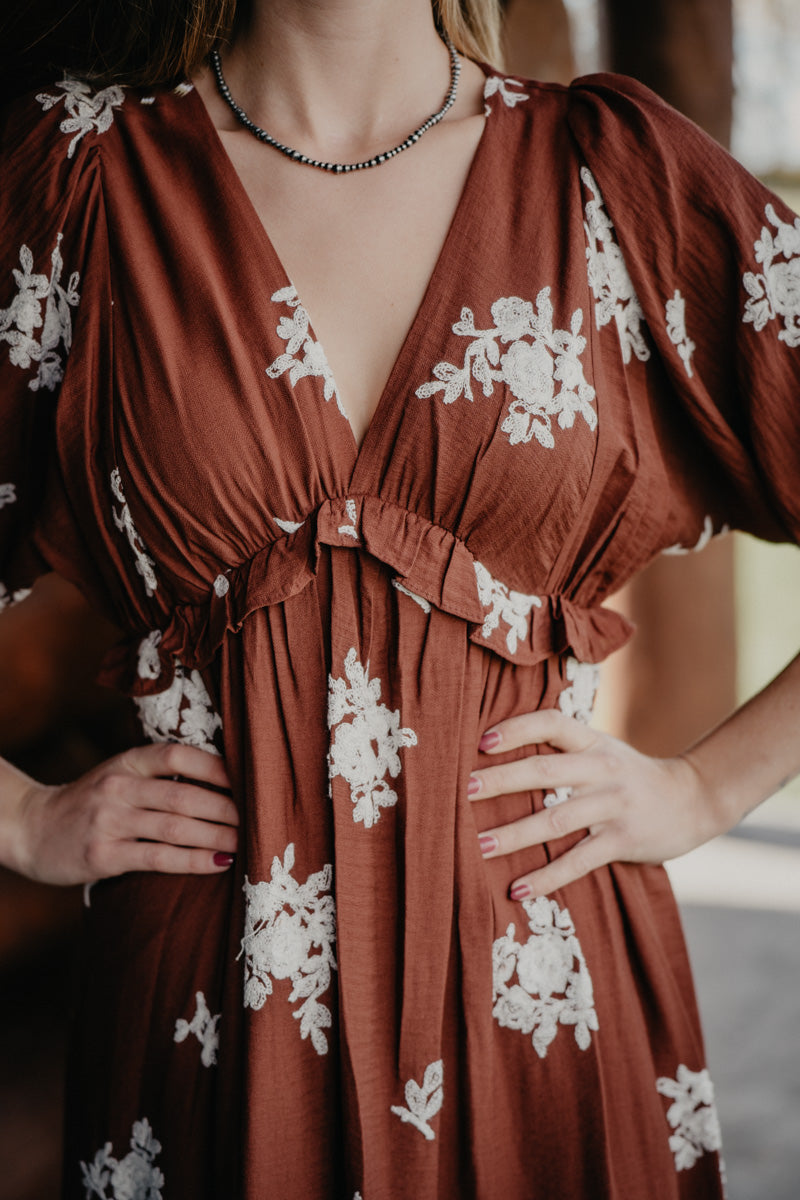 'Bianca' Vintage Floral Embroidered Maxi Dress (S-L/ Two Colours)