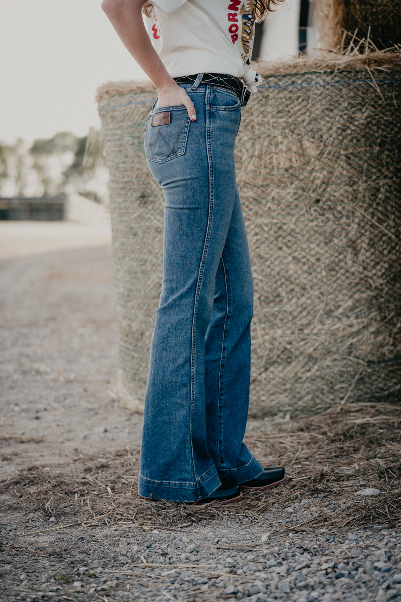 'Blaine' Retro Bailey High Rise Trouser Jean by Wrangler (Sizes 24-35)