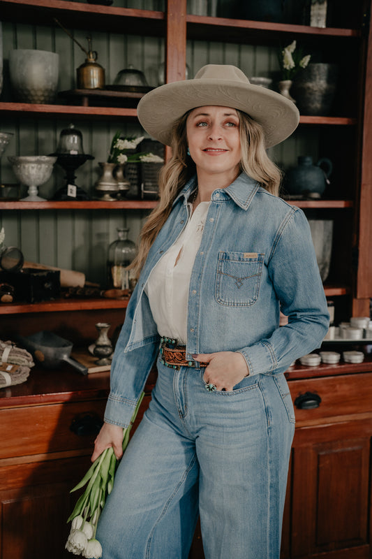 'Nicola' Women's Ariat Cropped Long Sleeve Denim Top (XS-XXL)