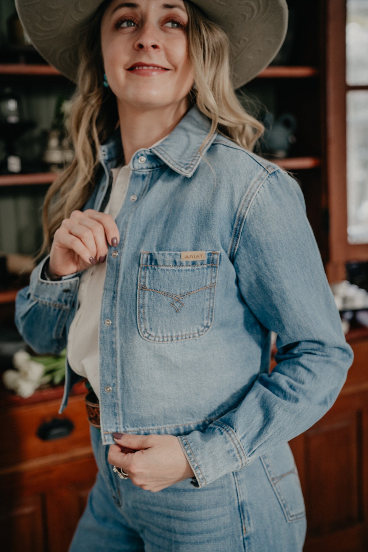 'Nicola' Women's Ariat Cropped Long Sleeve Denim Top (XS-XXL)