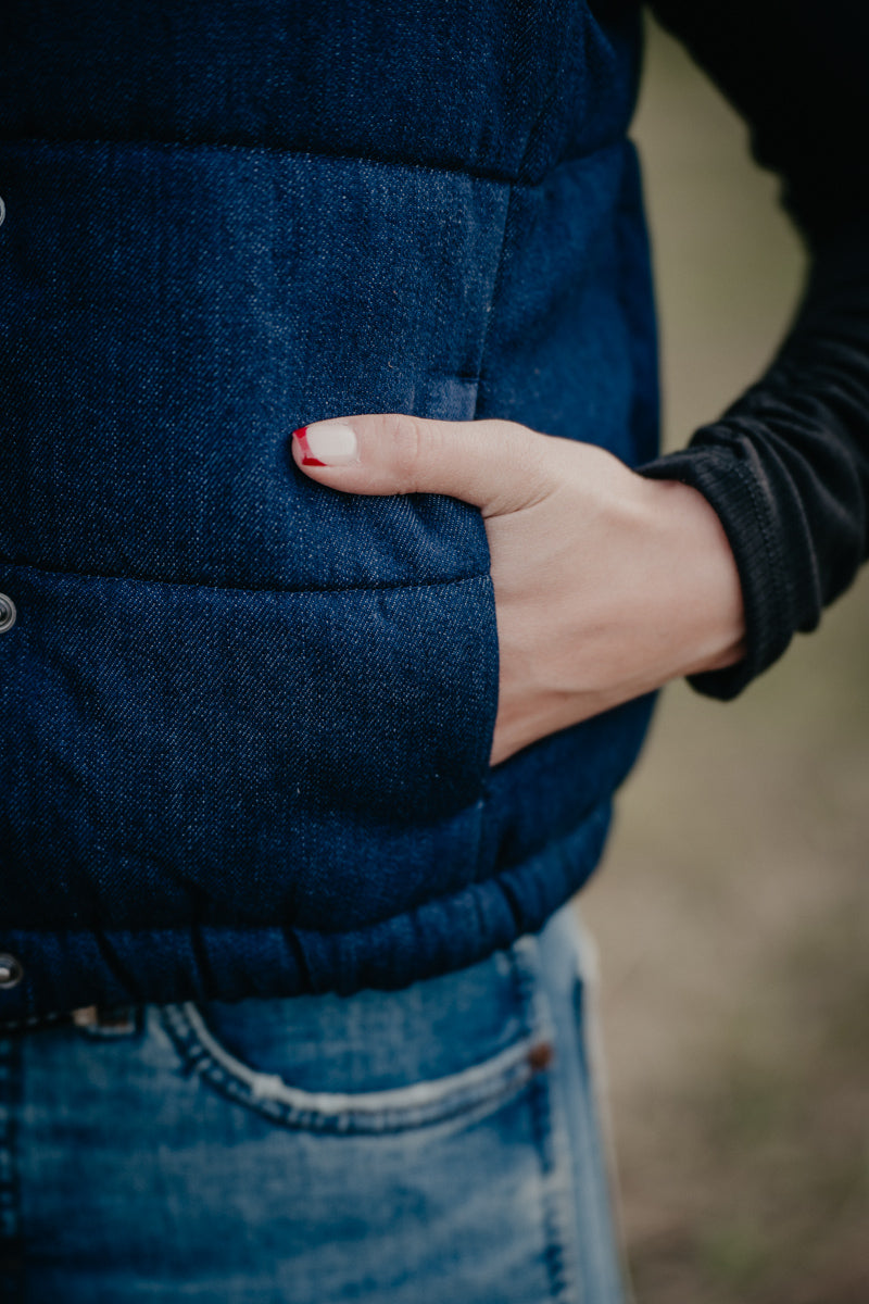 'Taelyn' Western Rinse Denim Vest by Ariat (XS-XXL)