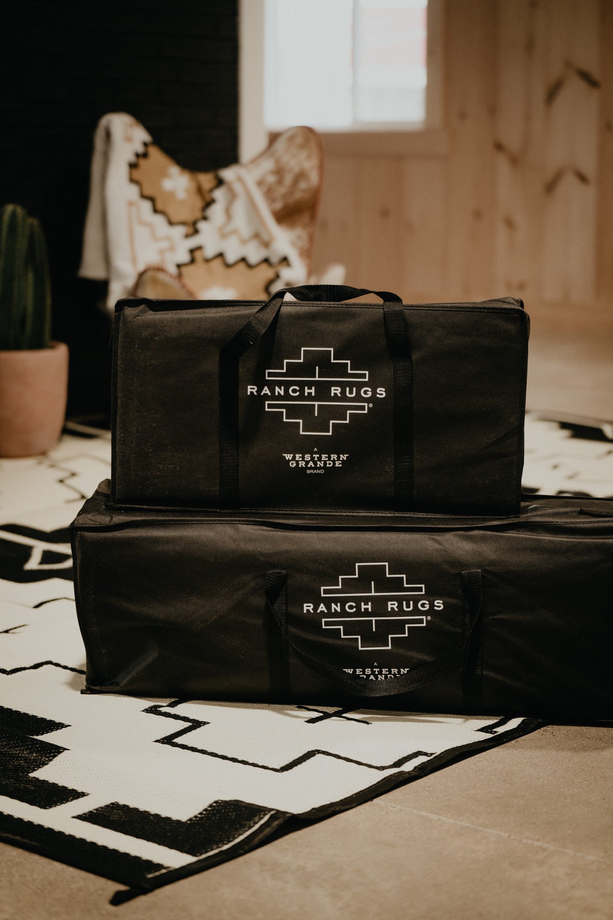 6x9' Outdoor Reversable Ranch Rug by Western Grande (Two Colours)