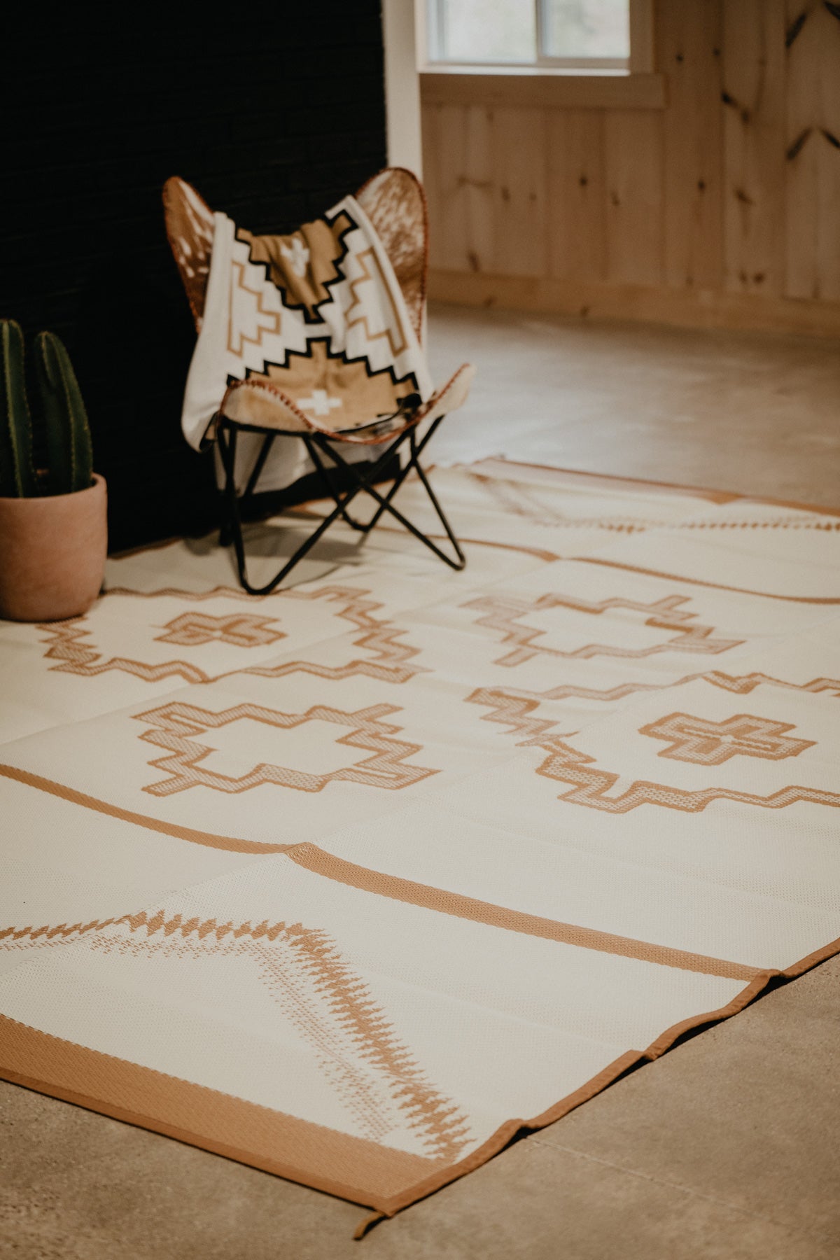 9X12' Outdoor Reversable Ranch Rug by Western Grande (Two Colours)