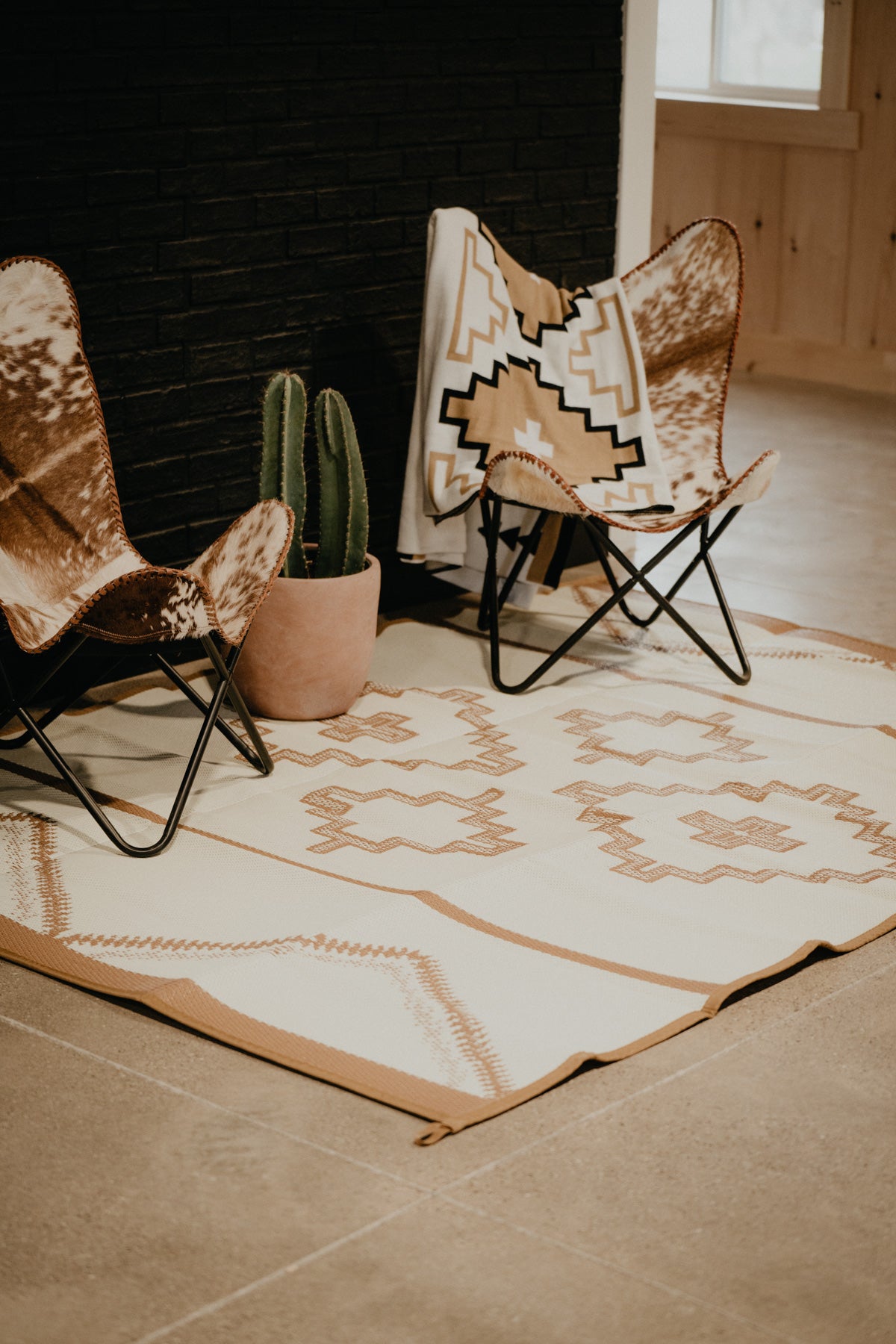 6x9' Outdoor Reversable Ranch Rug by Western Grande (Two Colours)