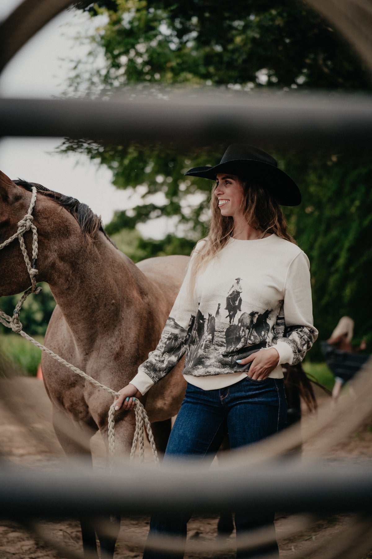 'Old West' Woman's Wrangler Ivory Graphic Pullover (XS-XXL)