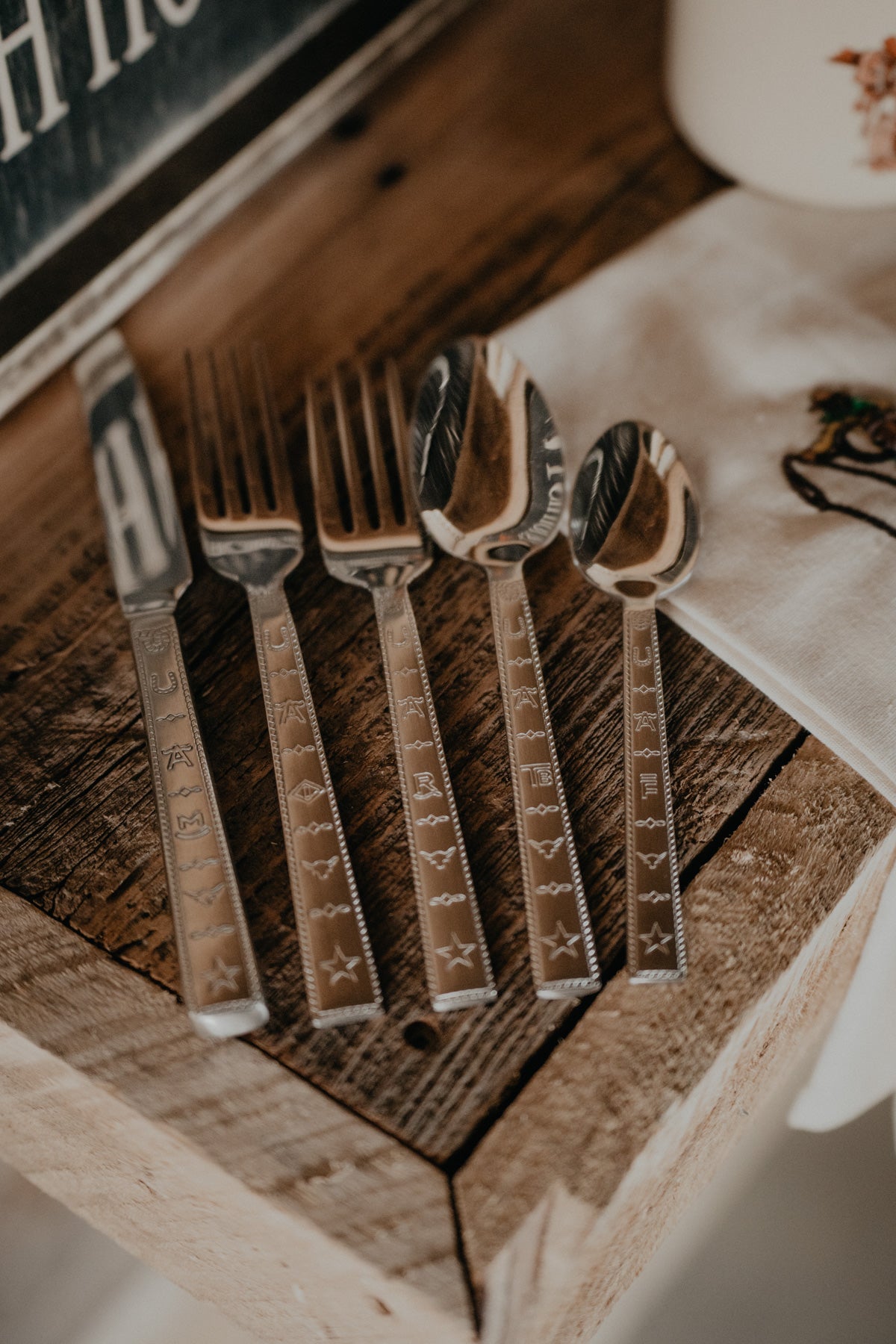 Western Flatware Set (20 Pc)