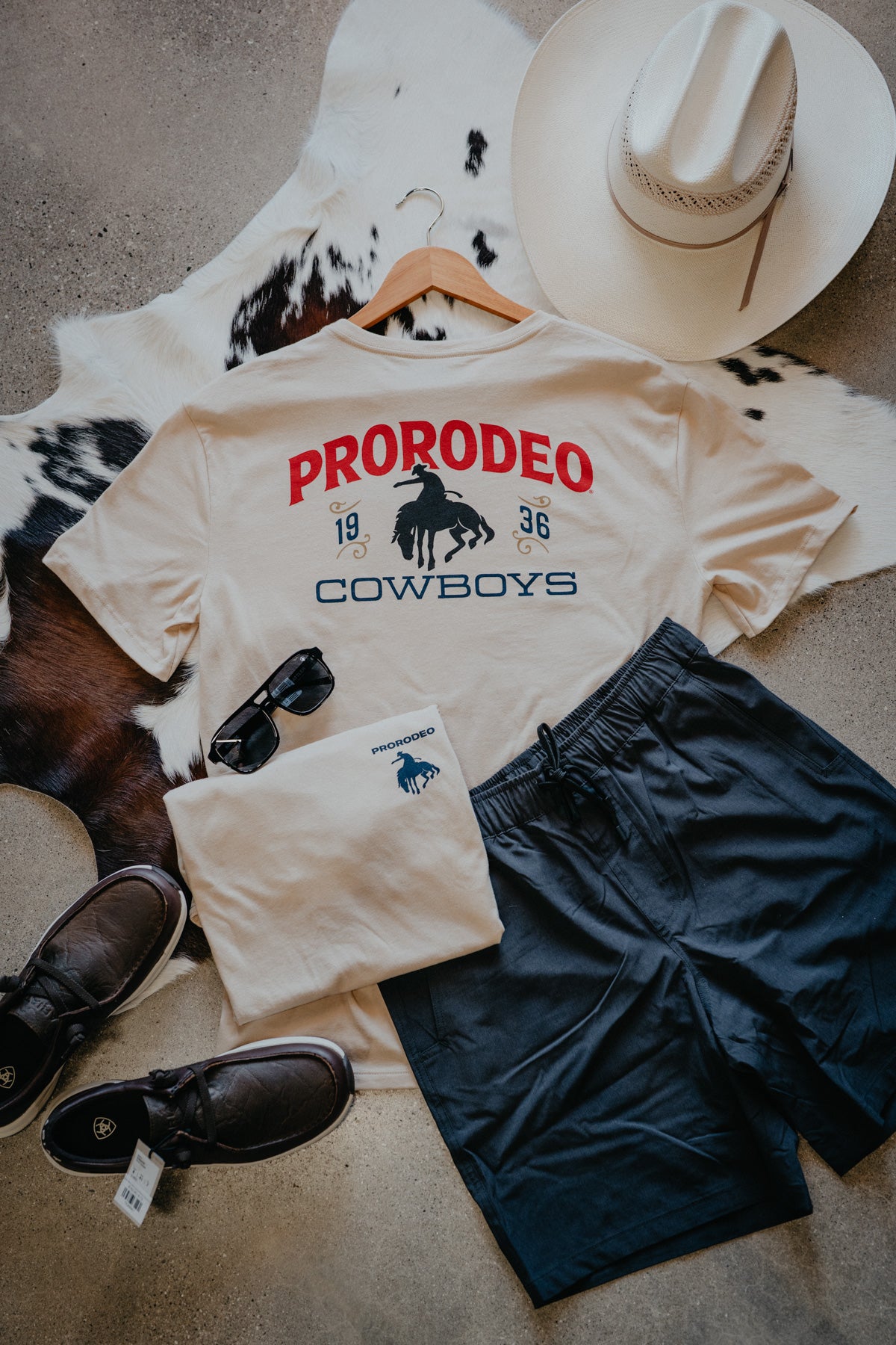 'Pro Rodeo' Men's Tan Hooey T-shirt (S-XXL)