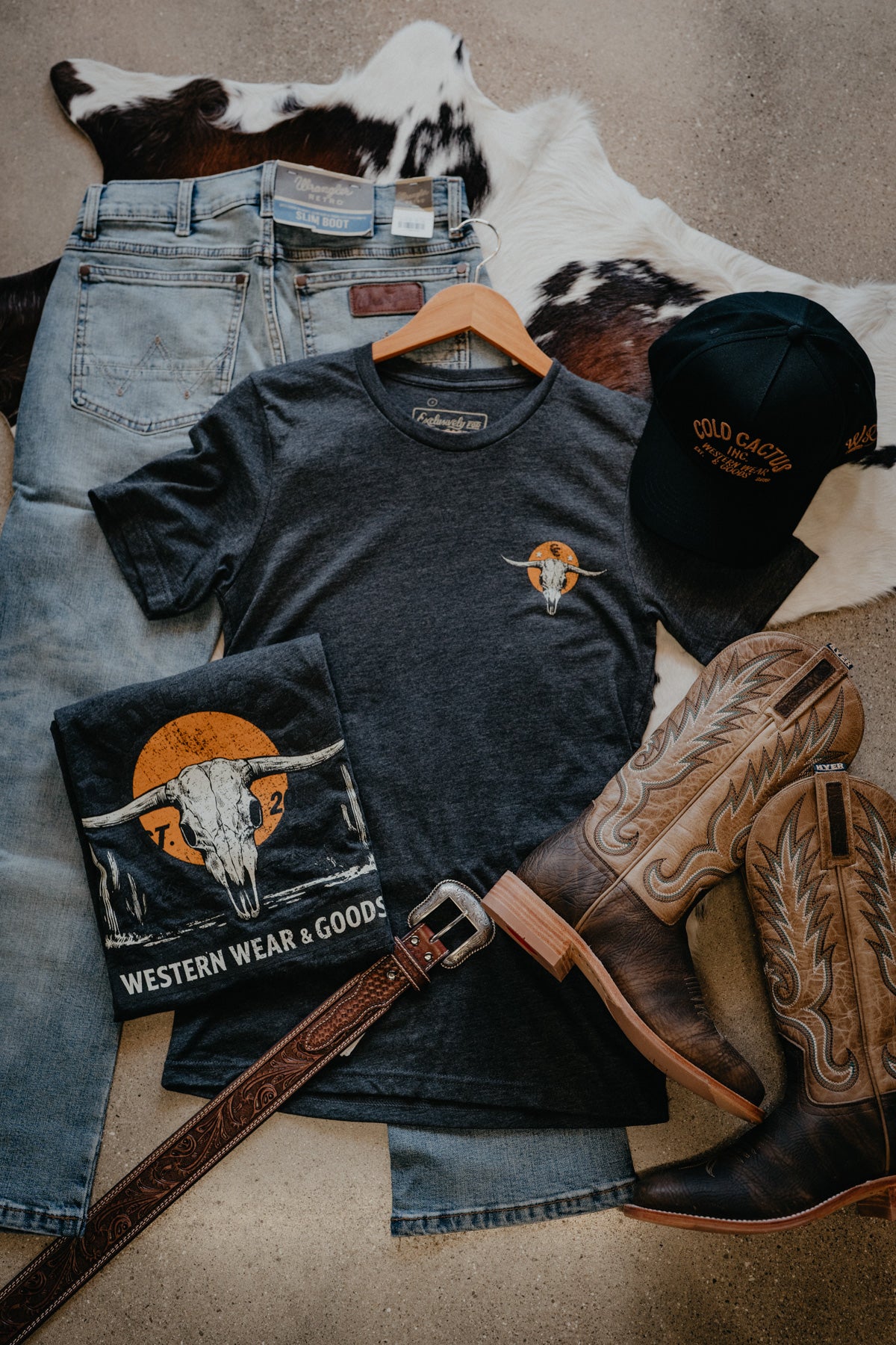 'Sundown at Cold Cactus' CC Exclusive Heather Grey Graphic T (XS - XXL)