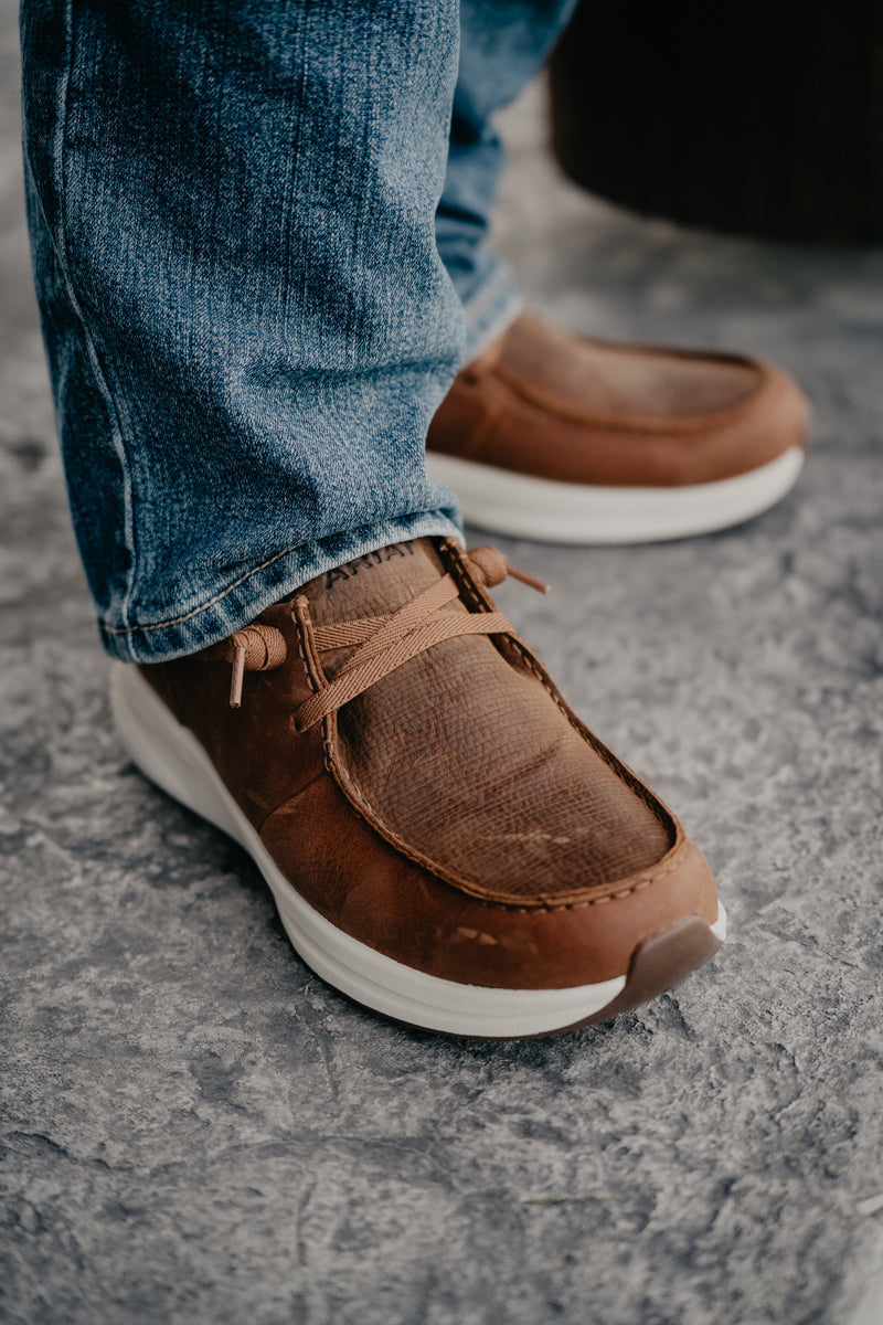 Buckeye Waterproof Men's Ariat Hilo (Sizes 8-12/ D & EE Widths)