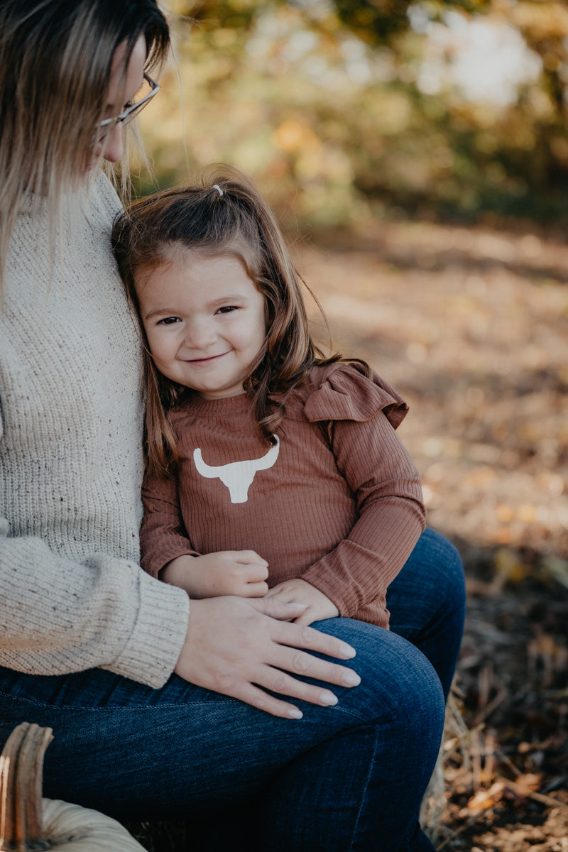 'Kensie' Girls Long Sleeve Longhorn Onesie/Shirt (3-6M to 7T)
