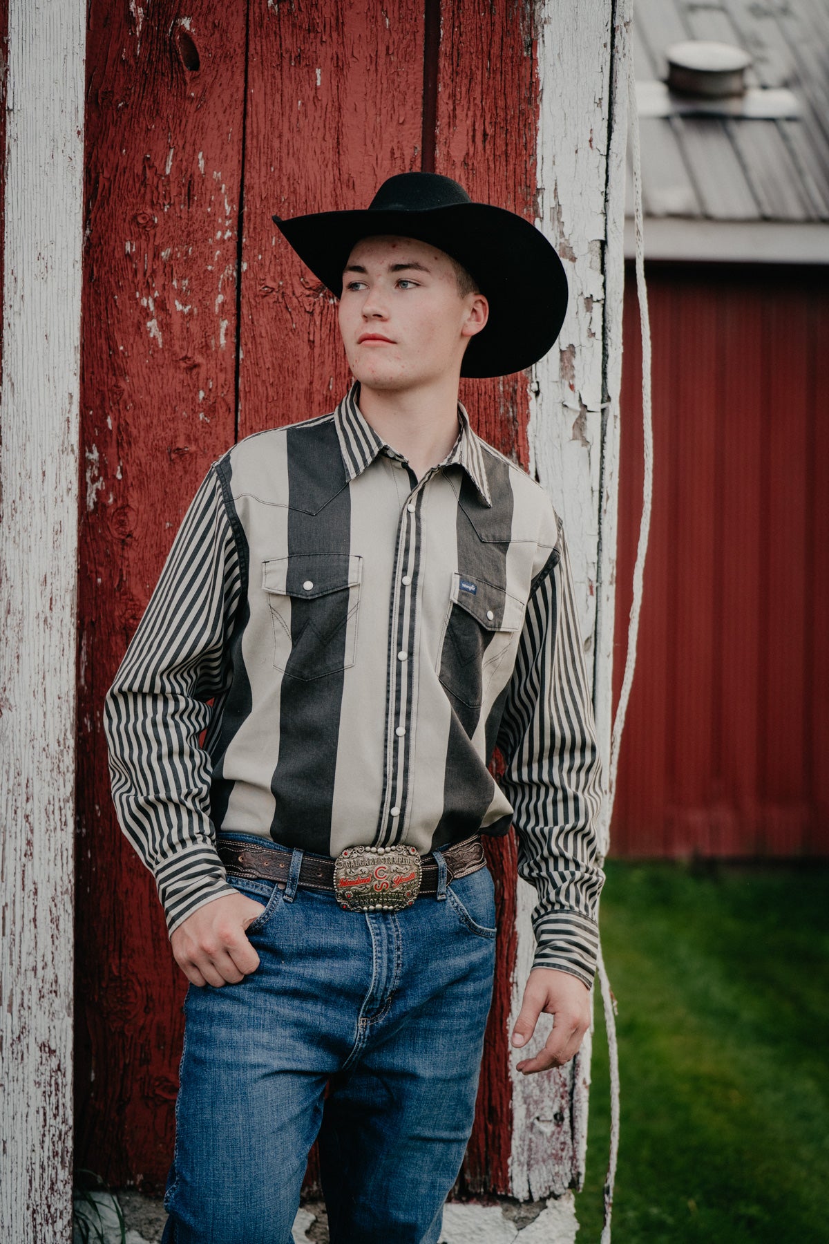 'Black Ridge' Men's Brown and Black Stripe Long Sleeve Brushpopper Pearl Snap by Wrangler (S-XXL)