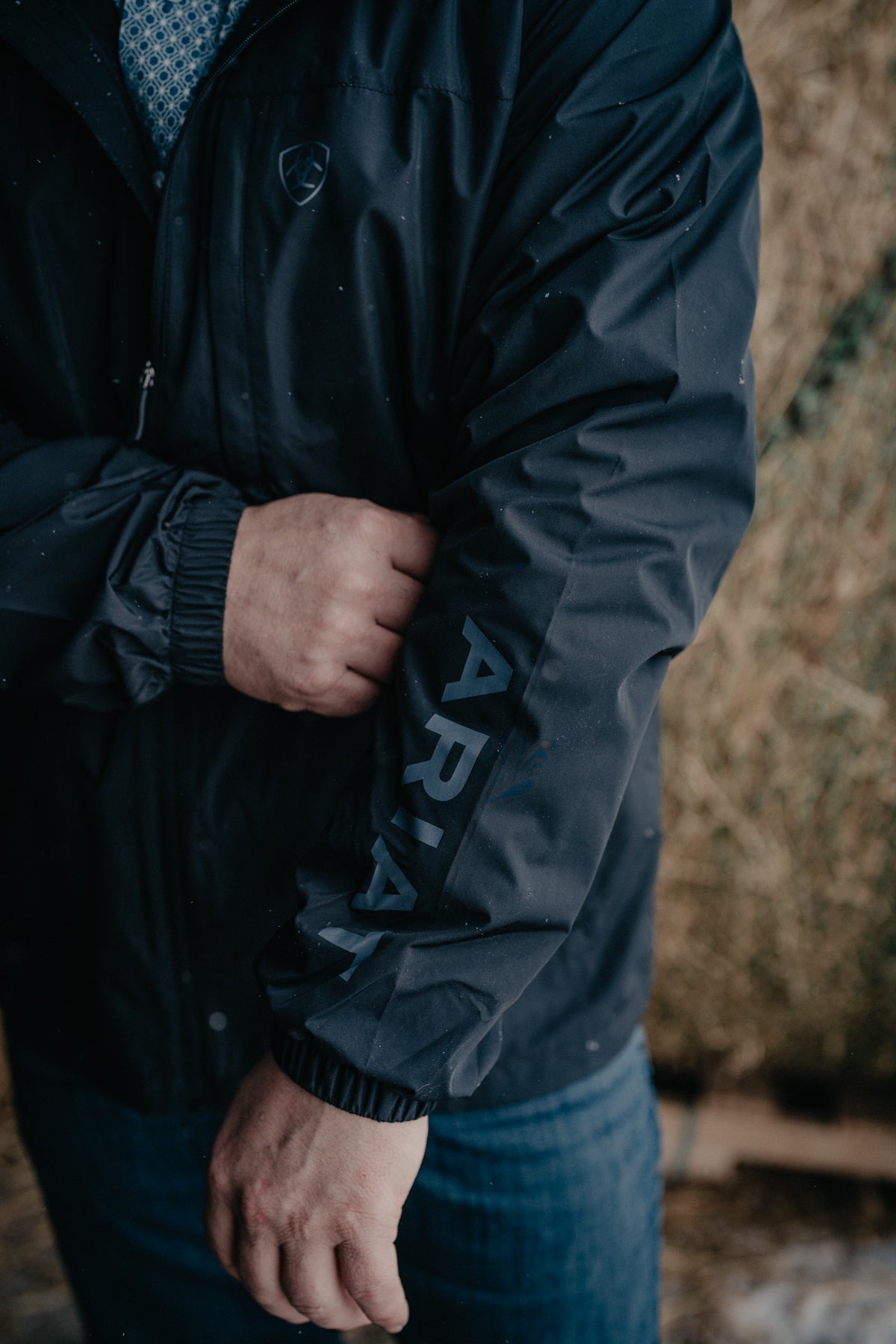 'Jarrod' Men's Black Ariat Performance Windbreaker (S-XXL)