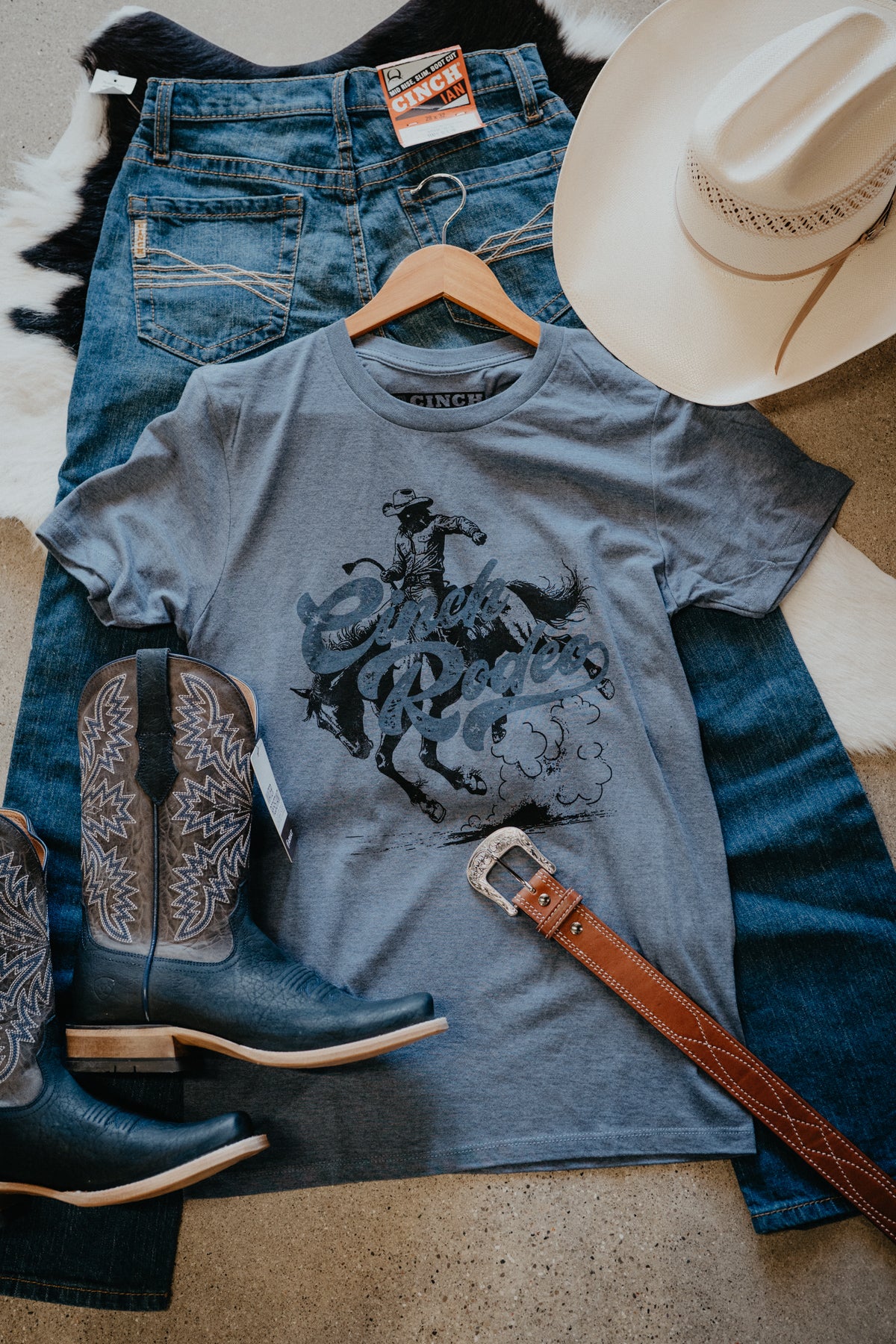 'Wheeler' Men's CINCH T-Shirt (L-XL)