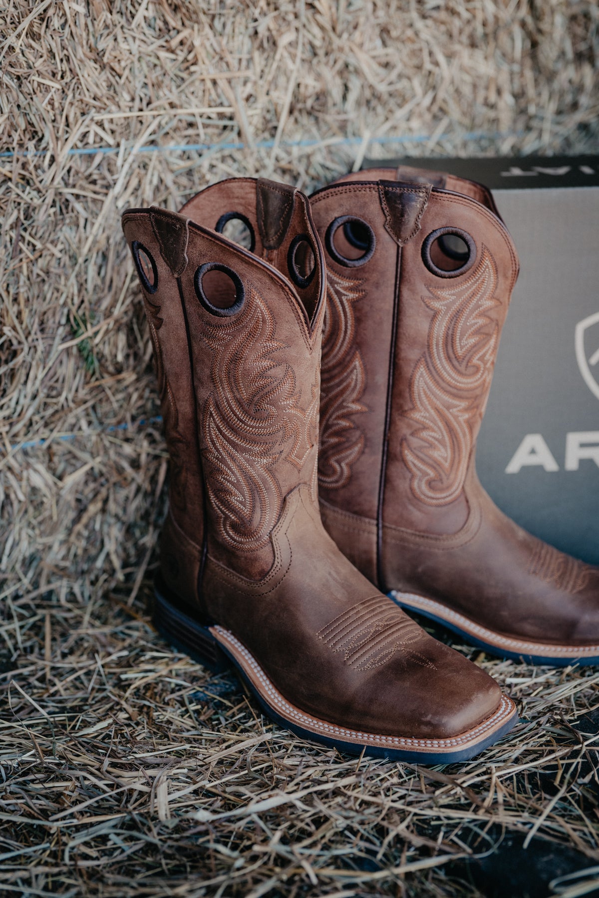 'Highland Toughstock' Men's Ariat Cowboy Boots (Sizes 7-13; D & EE Widths)