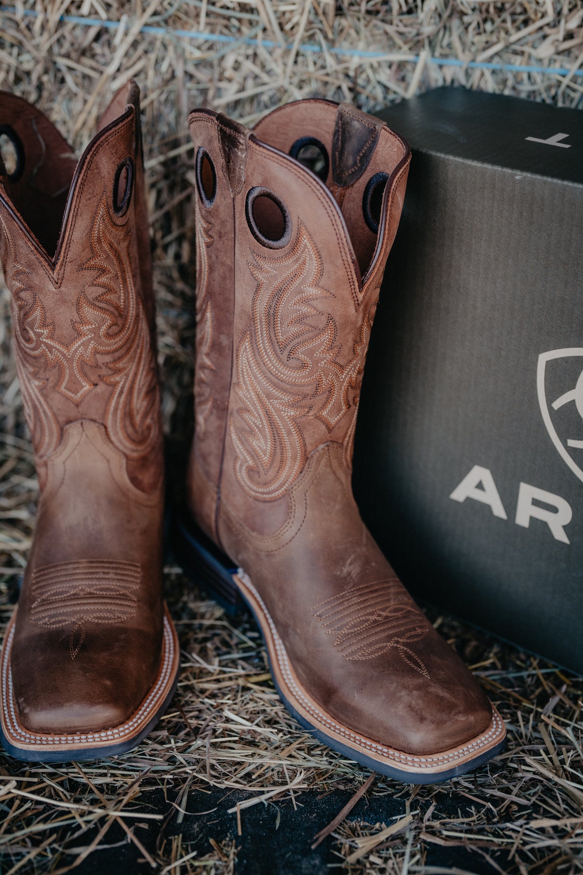 'Highland Toughstock' Men's Ariat Cowboy Boots (Sizes 7-13; D & EE Widths)