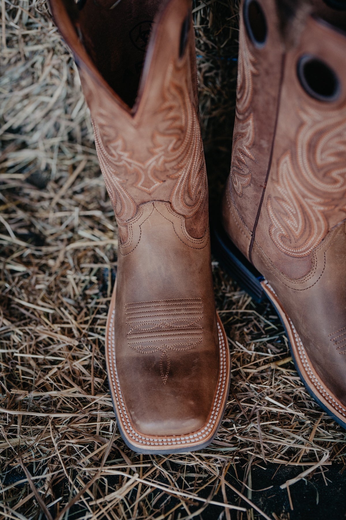 'Highland Toughstock' Men's Ariat Cowboy Boots (Sizes 7-13; D & EE Widths)