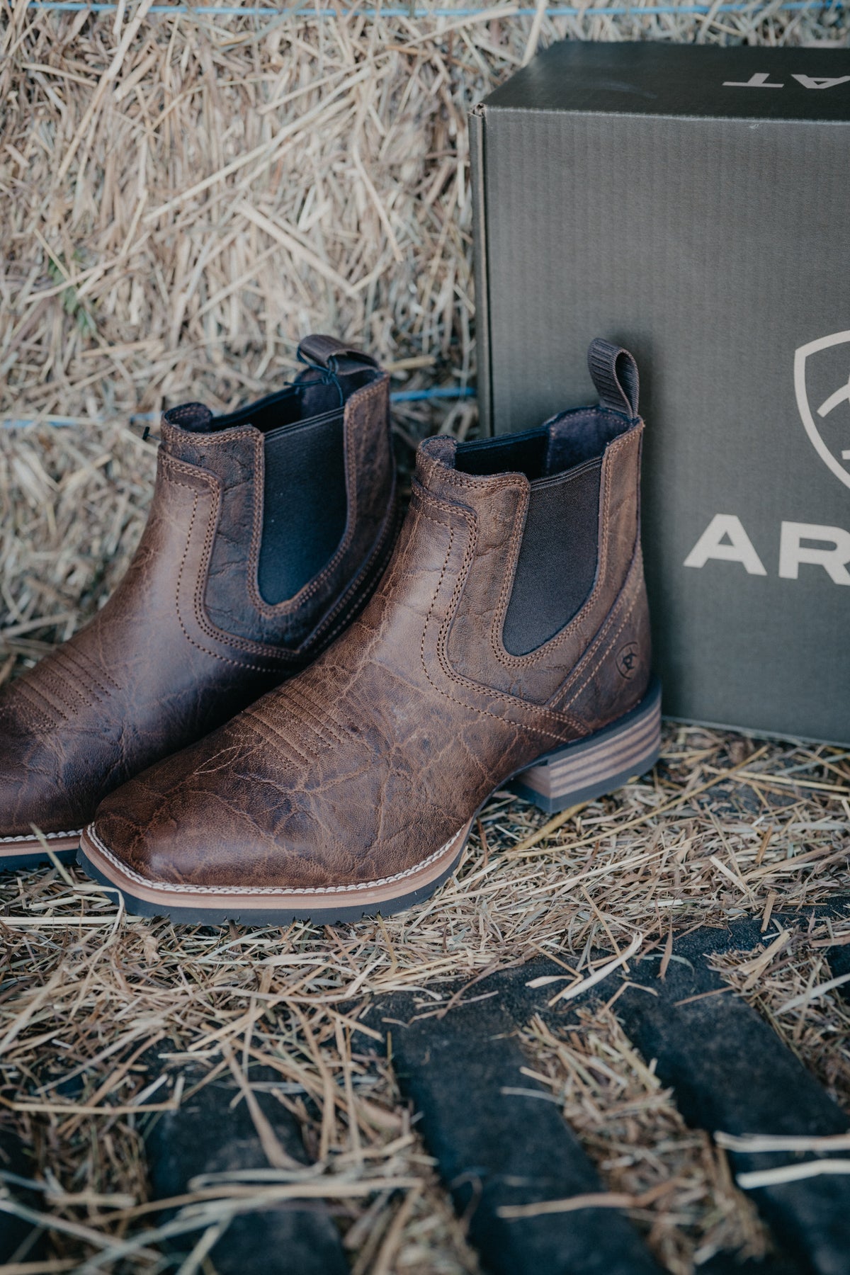 'Lowboy' Men's {Brown Elephant} Western Boot (Sizes 8-13/ D & EE Widths)