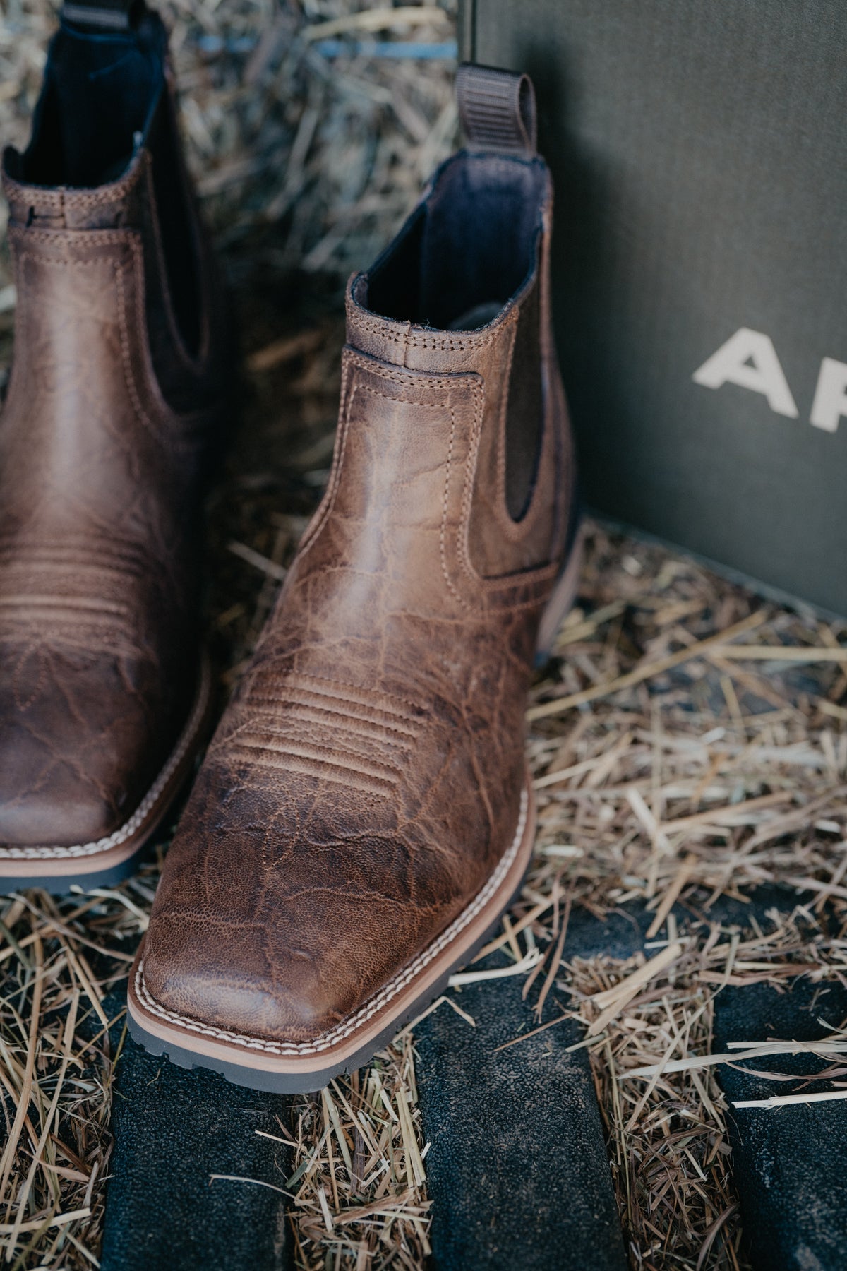 'Lowboy' Men's {Brown Elephant} Western Boot (Sizes 8-13/ D & EE Widths)