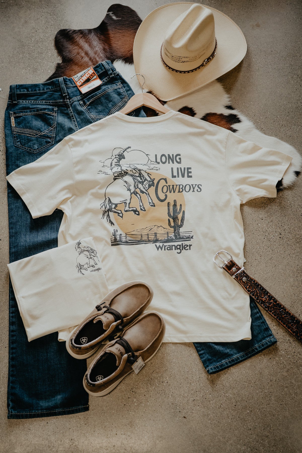 'Frontier Spirit' Wrangler Men's Antique White Graphic T