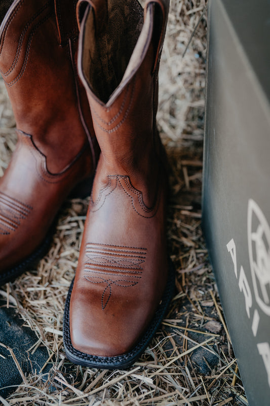 'Alden' Men's Wide Square Toe Western Boot (Sizes 8-12;D and EE width)