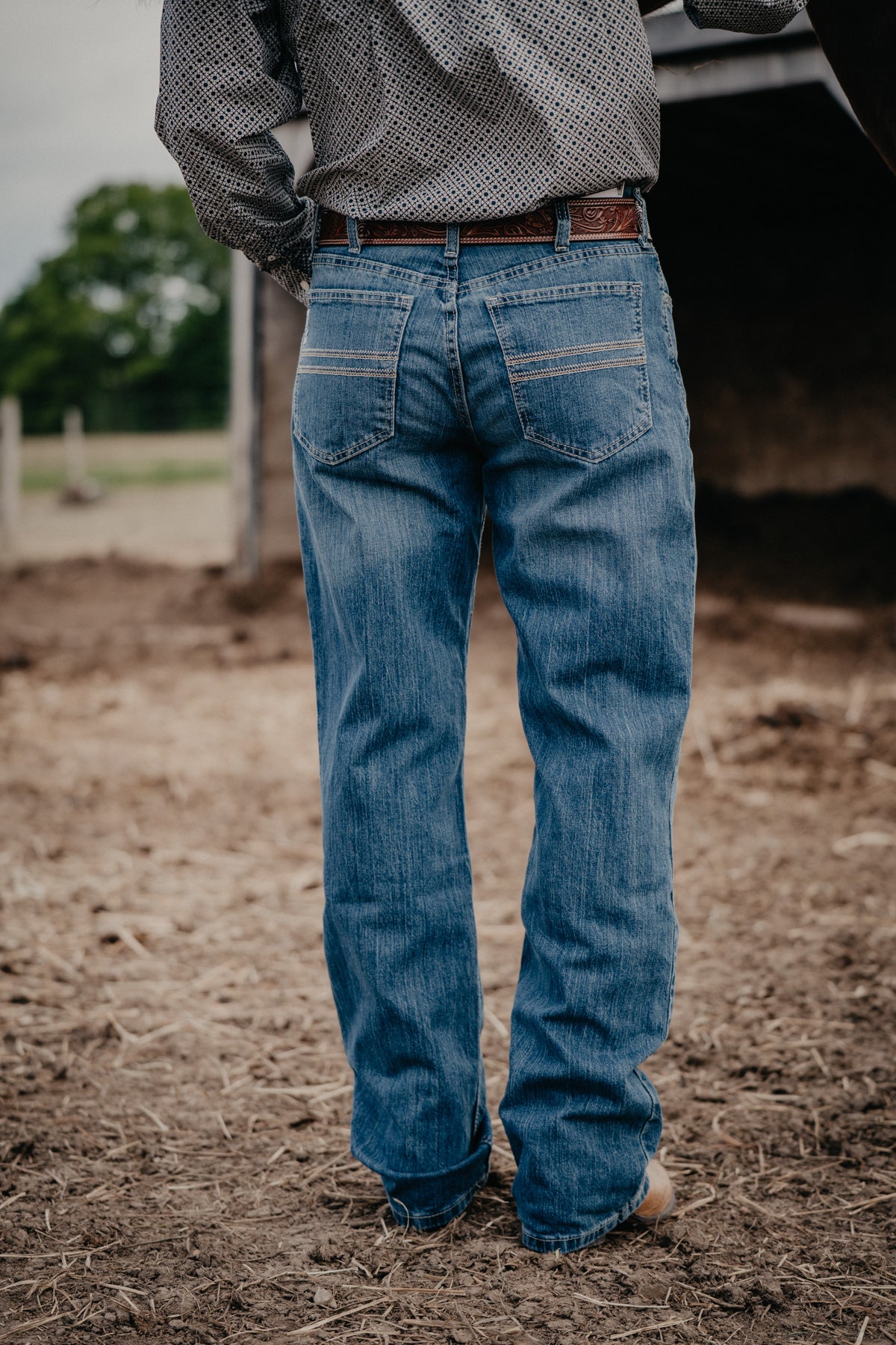 'Chad' White Label Men's CINCH Relaxed Straight Leg Jean {Medium Indigo}