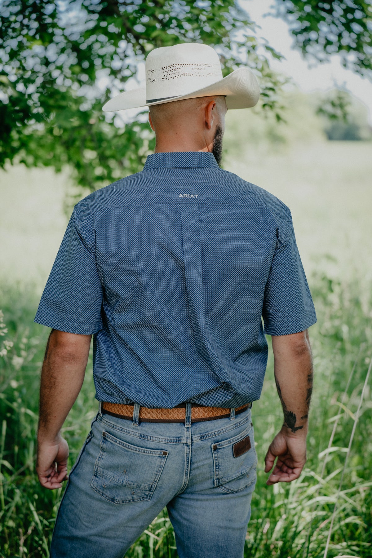 "Key Largo" Men's Ariat Short Sleeve Blue Mini Geo Print Button Down (S-XXL)