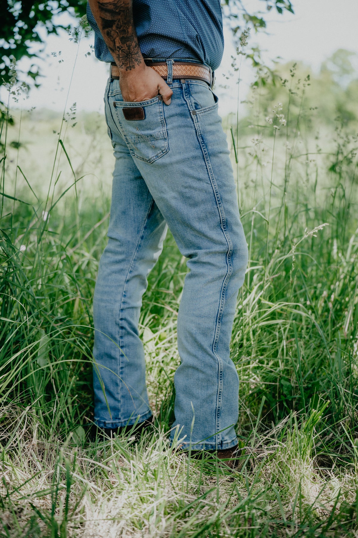 'Liam' Men's Light Wash Retro Wrangler Slim Bootcut Jeans