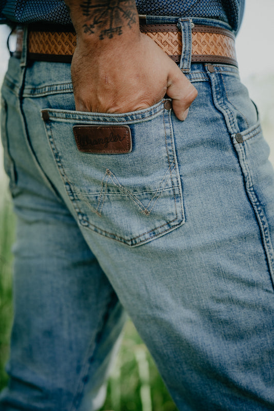 'Liam' Men's Light Wash Retro Wrangler Slim Bootcut Jeans