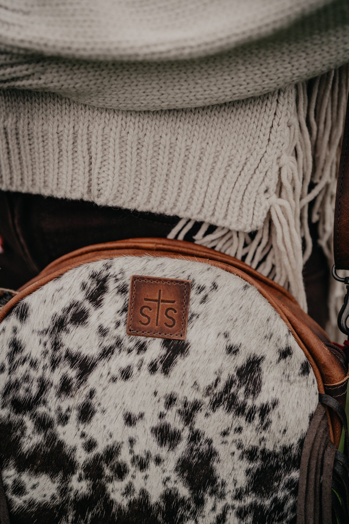 'Guadalupe' Cowhide Sage Circle Crossbody by STS Ranchwear