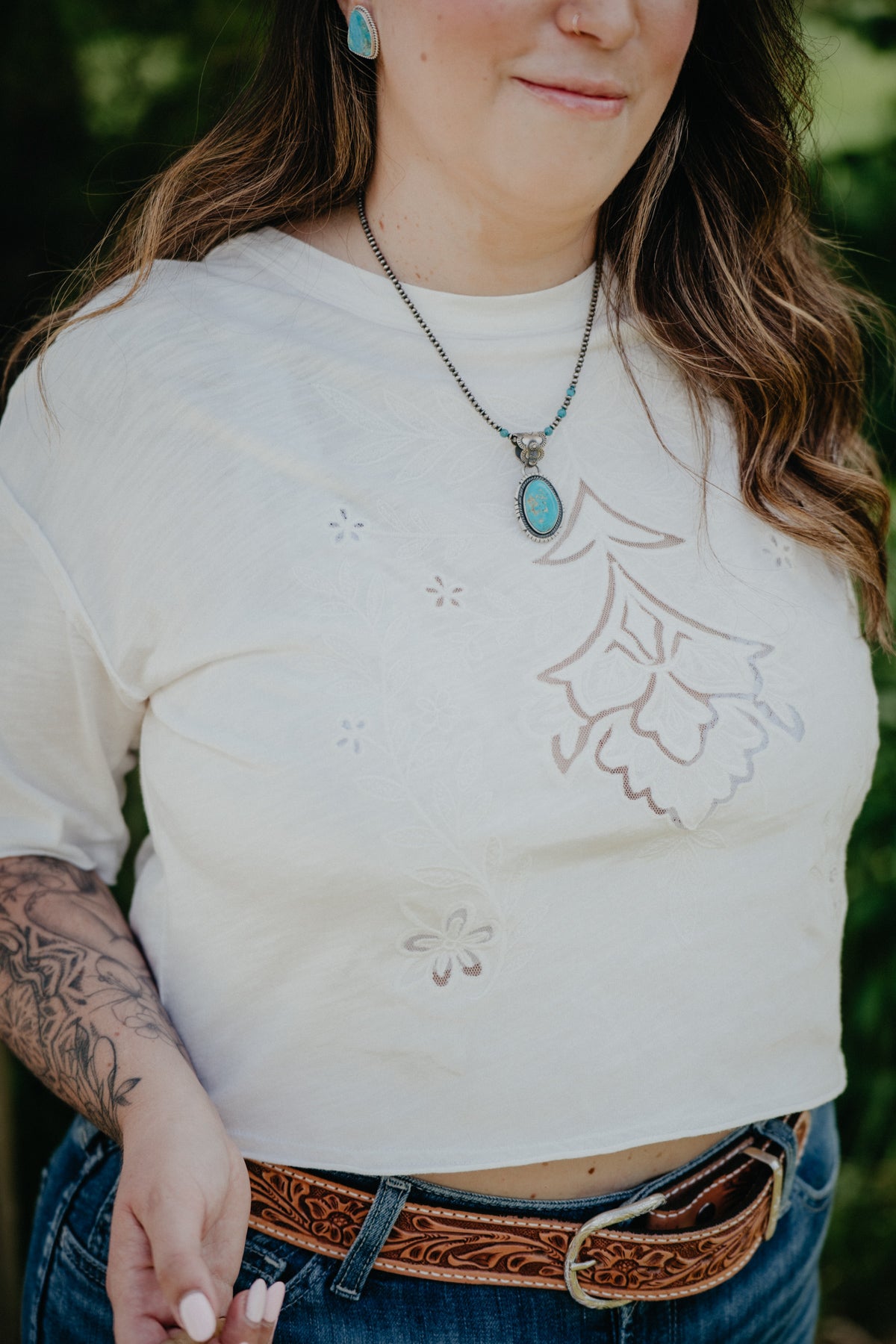 'Magnolia' White Floral Embroidered Mesh Inlay T-Shirt (S-L)
