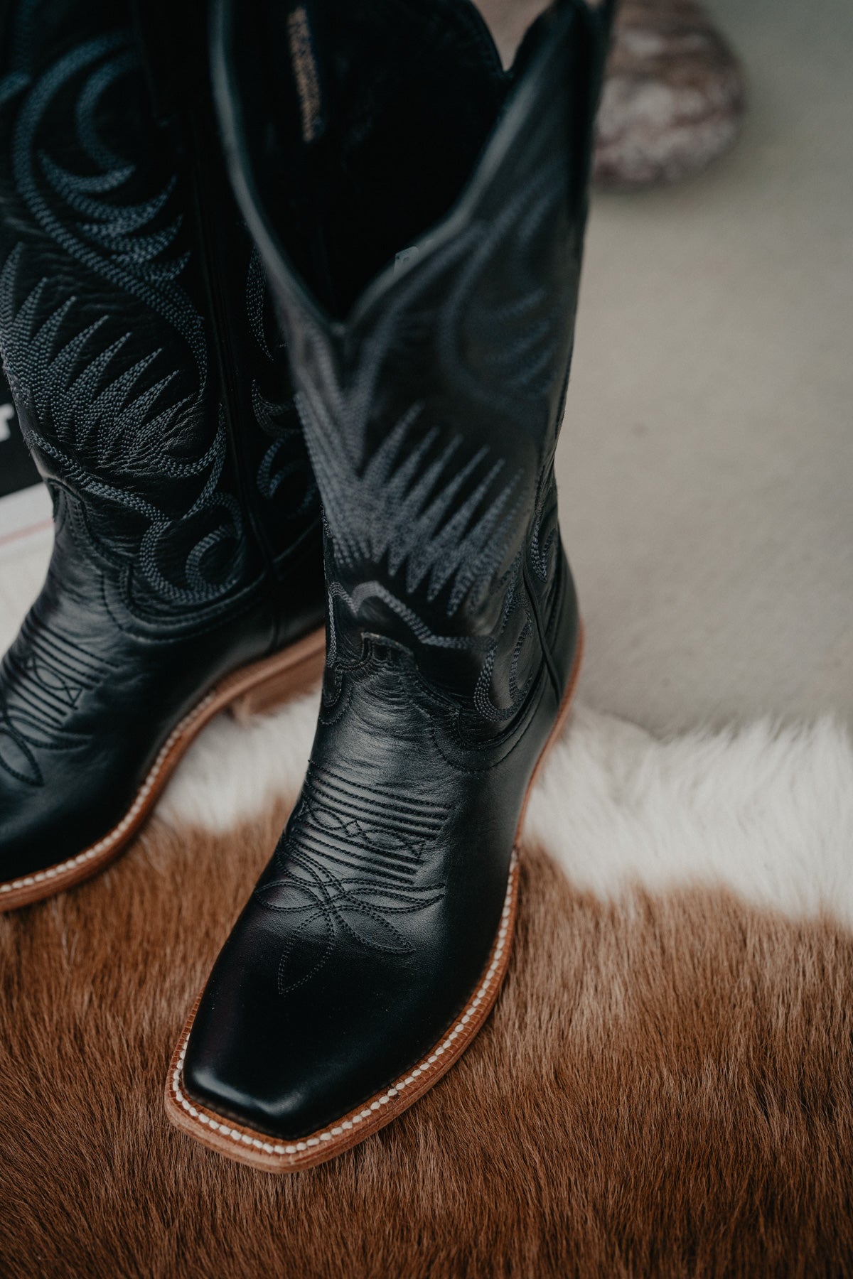 13" Hyer  Leawood Women's BLACK Boots
