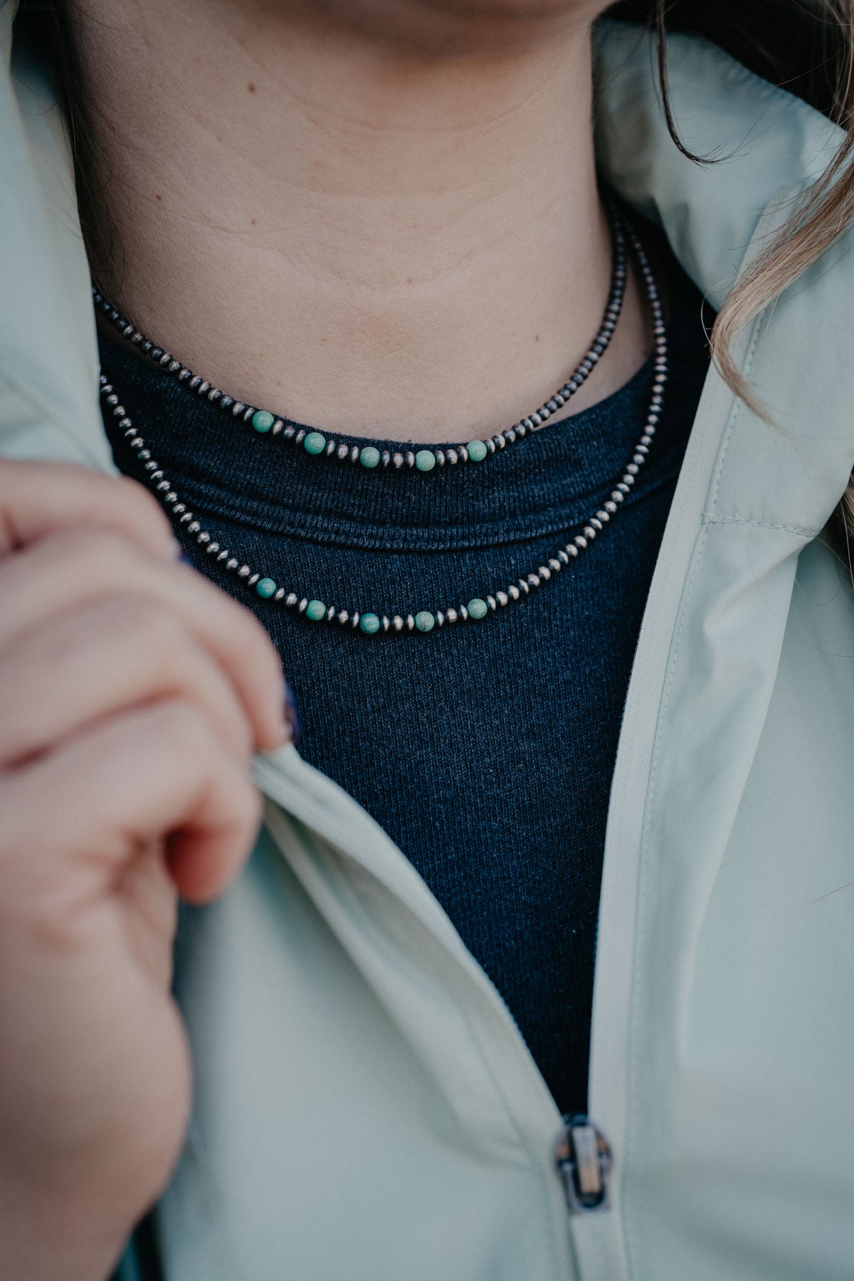 Navajo Pearl Necklace with Mini Turquoise Bead Pattern (Green)