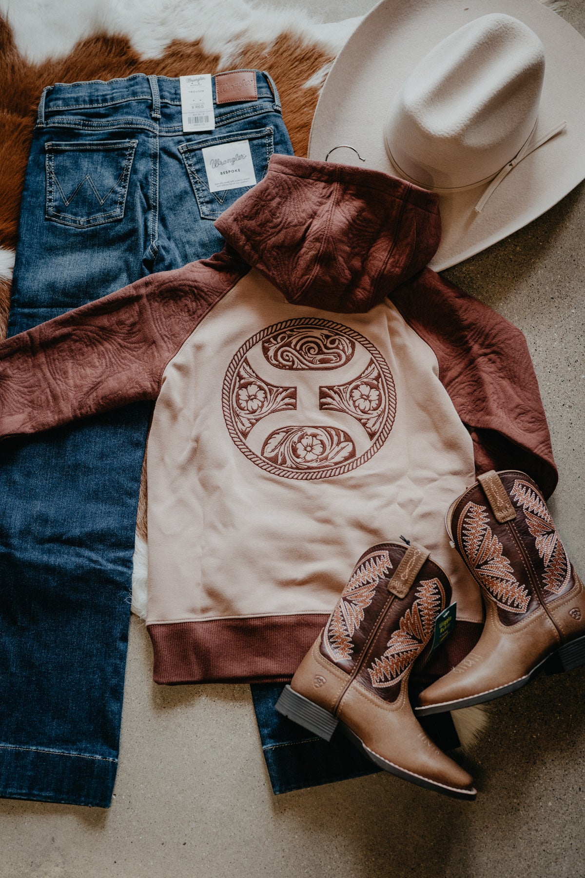 'Dolly Jr' Girls Tan Hoody with Brown Leather Pattern by Hooey