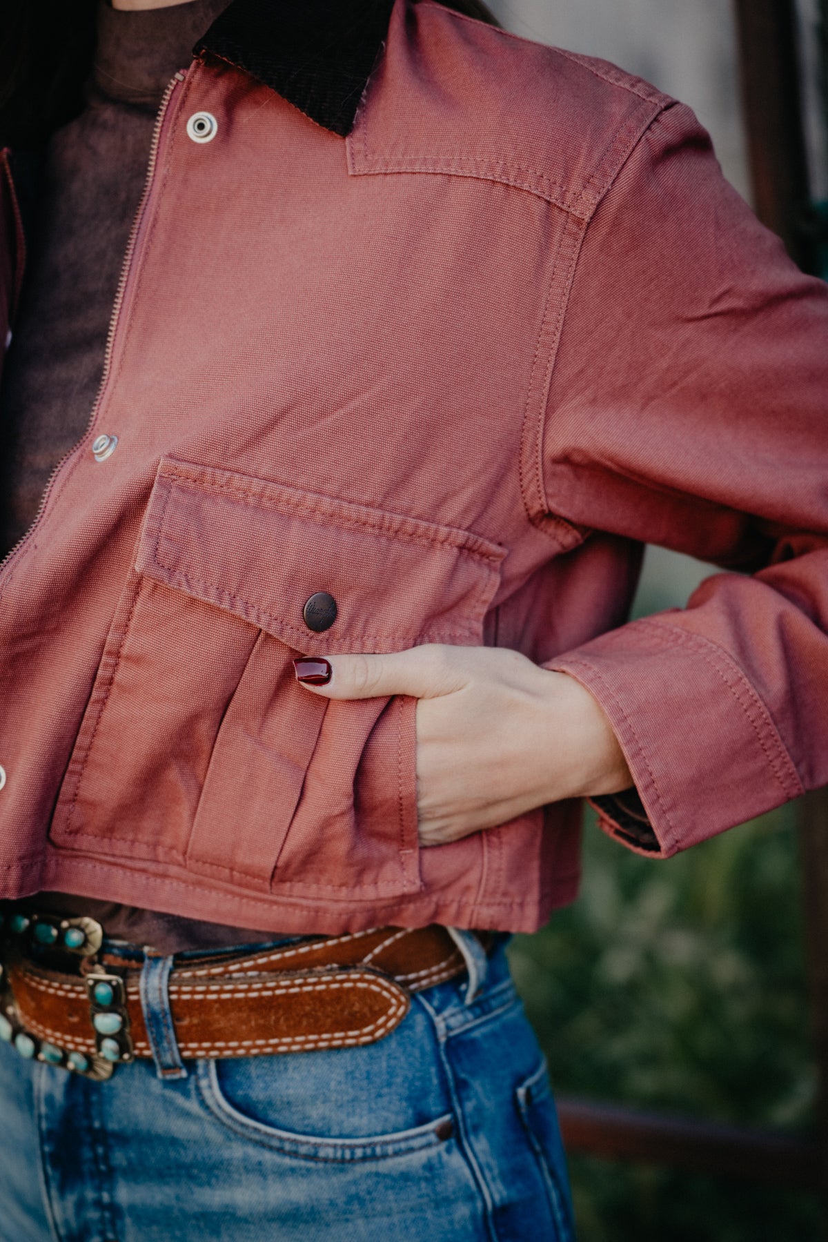 'Indigo Rose' Wrangler Women's Cropped Canvas Jacket